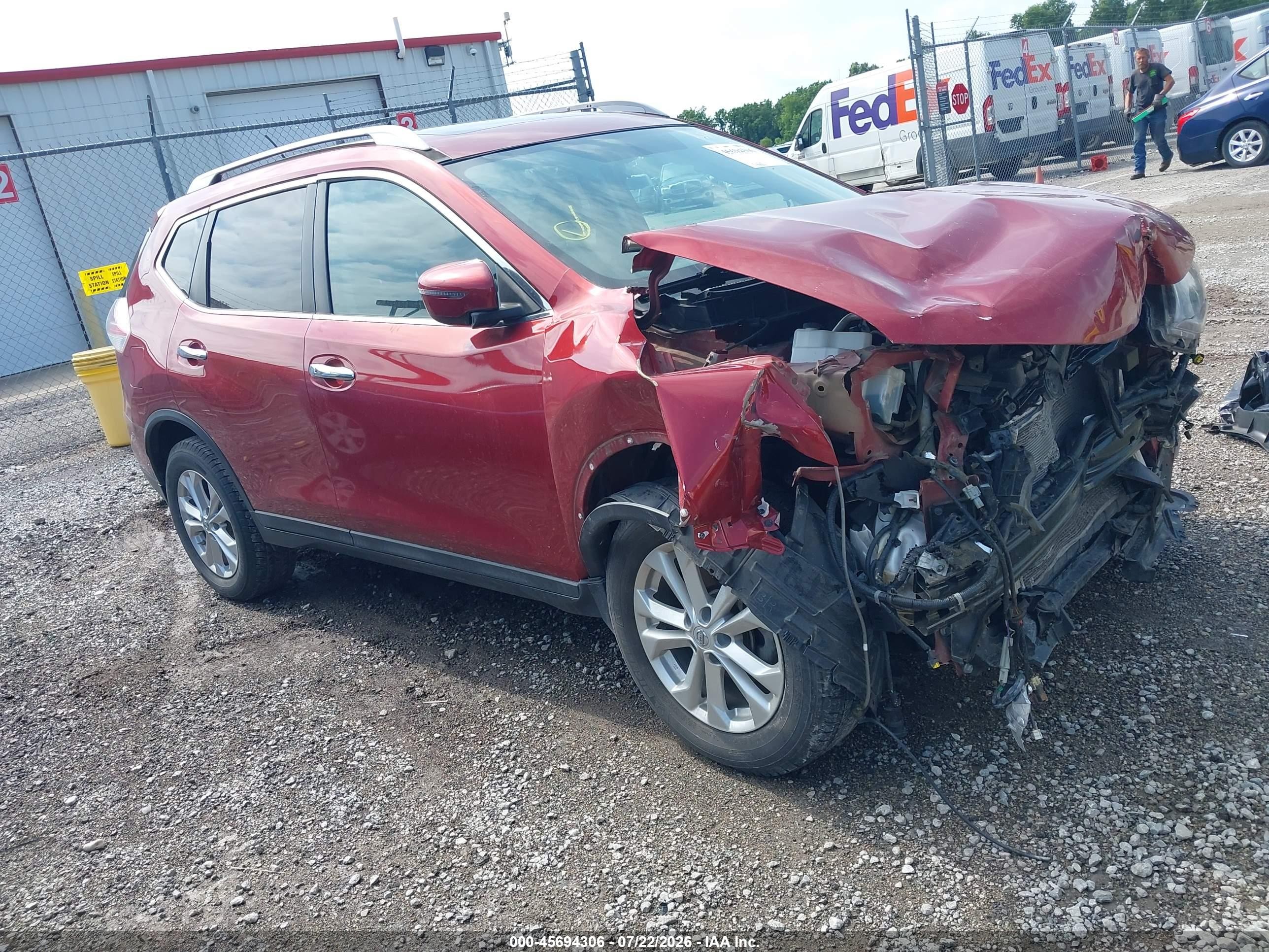 2016 Nissan Rogue S, VIN 5N1AT2MV7GC771492 — Front end