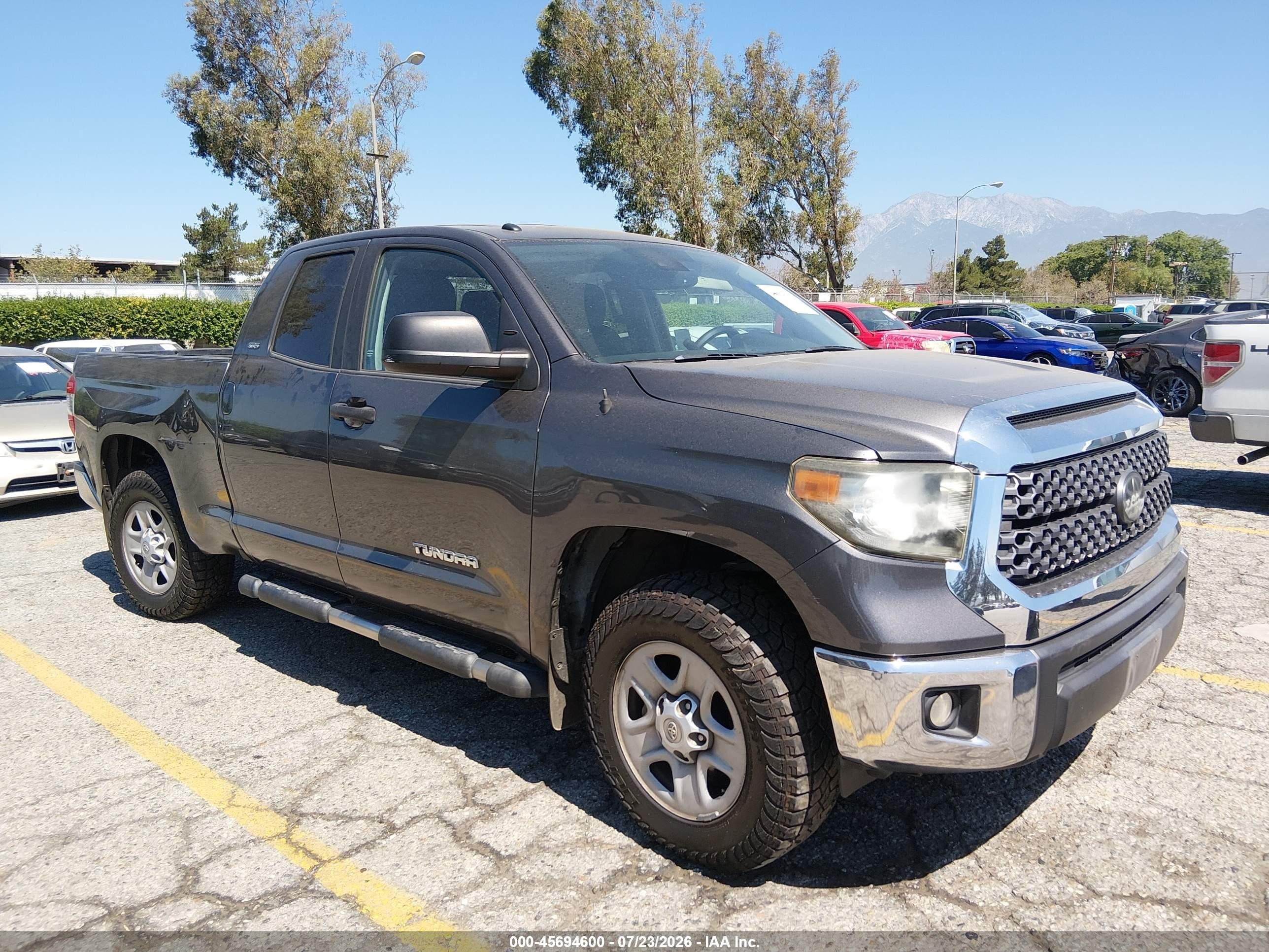 2019 Toyota Tundra SR, VIN 5TFRM5F11KX134891 — Side