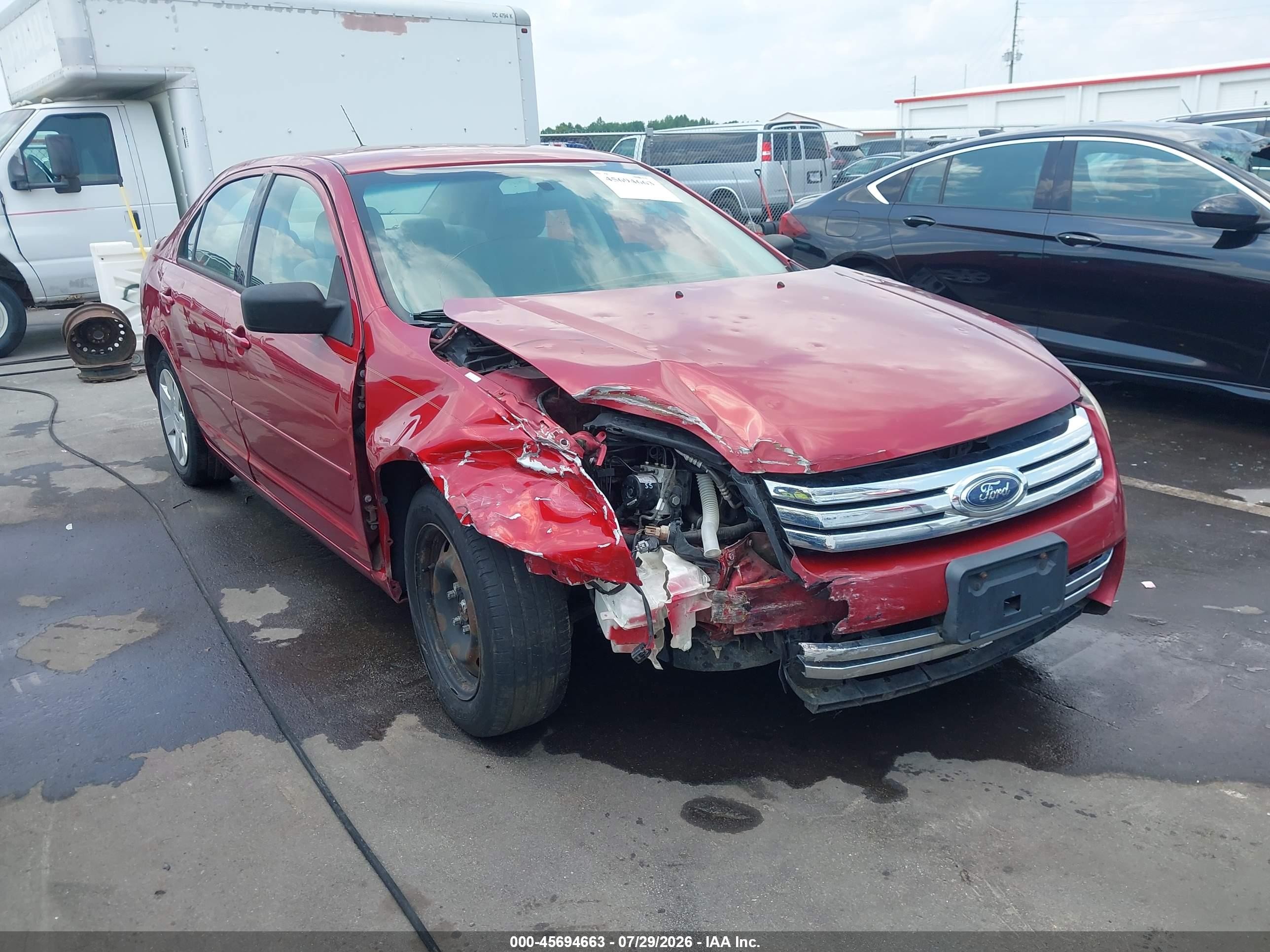 2008 Ford Fusion S, VIN 3FAHP06Z38R139660 — Front end