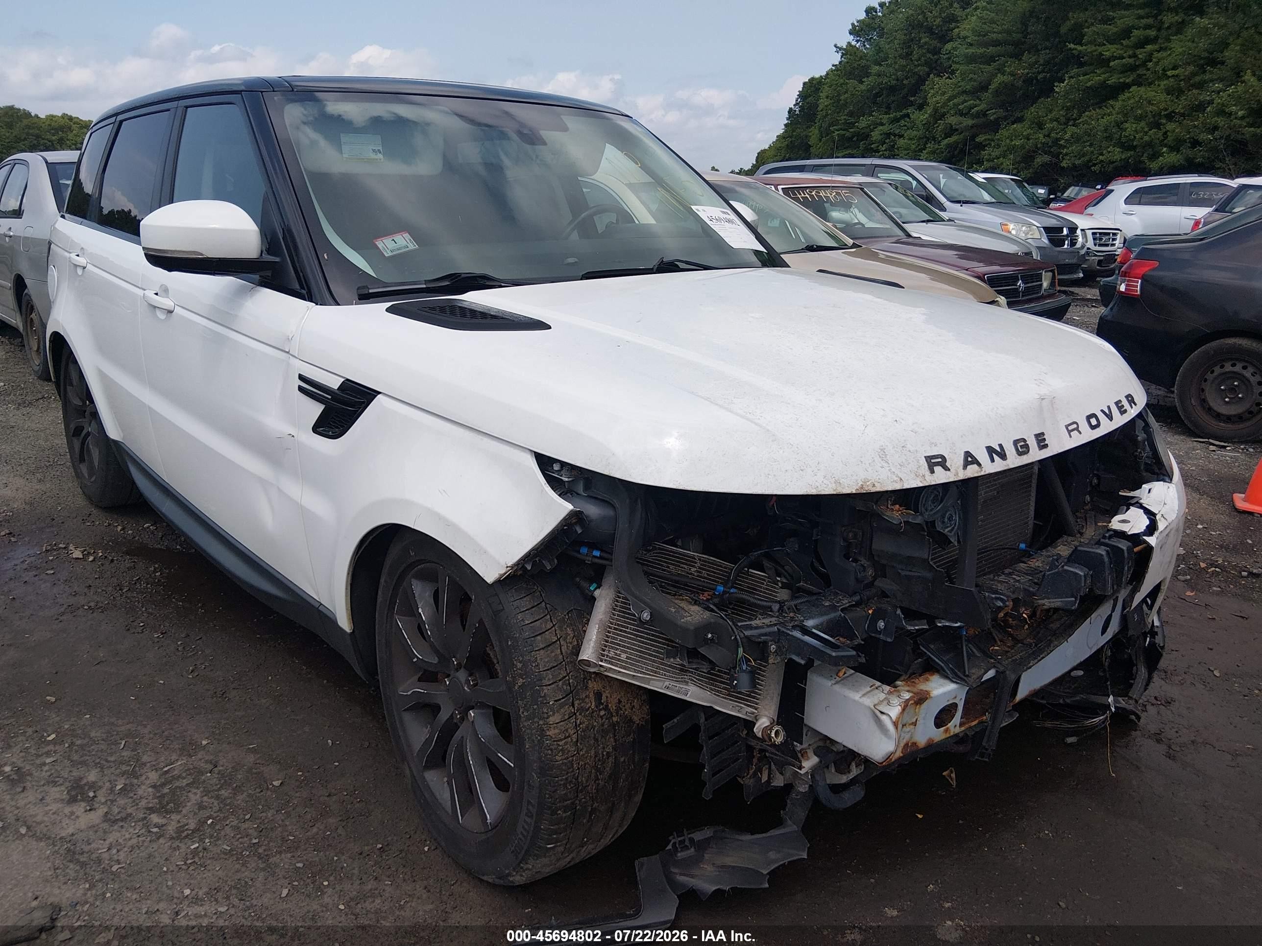 2014 Land Rover Range Rover Sport HSE, VIN SALWR2WF0EA380975 — Front end