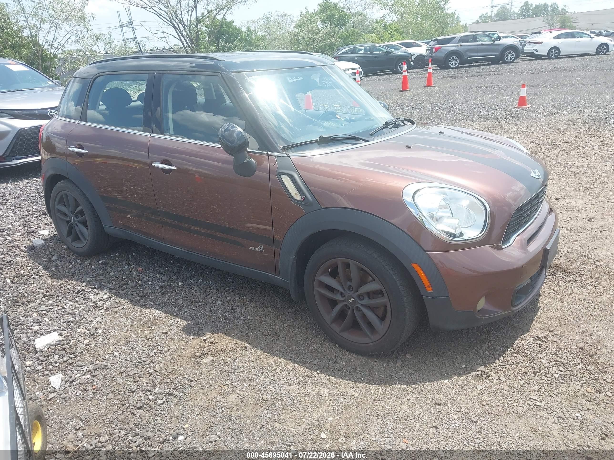 2013 MINI Countryman S ALL4, VIN WMWZC5C59DWP31805 — Normal wear