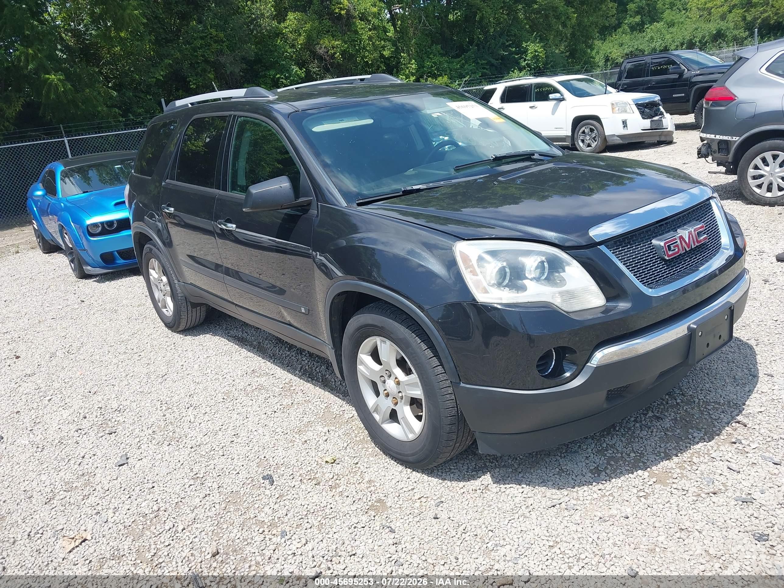 2010 GMC Acadia SL, VIN 1GKLRKEDXAJ152605 — Rear end