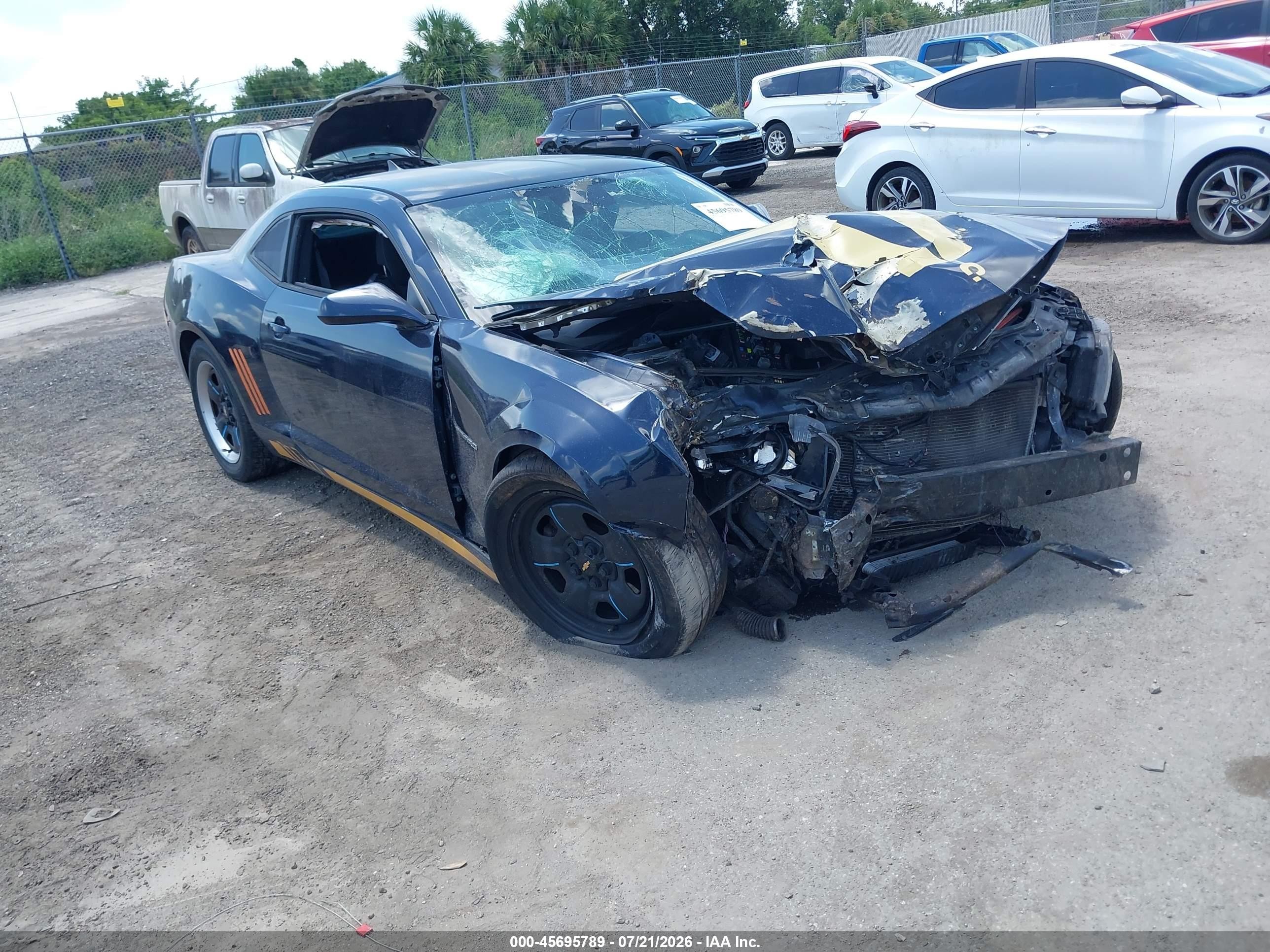 2010 Chevrolet Camaro LS, VIN 2G1FA1EV0A9208994 — Normal wear