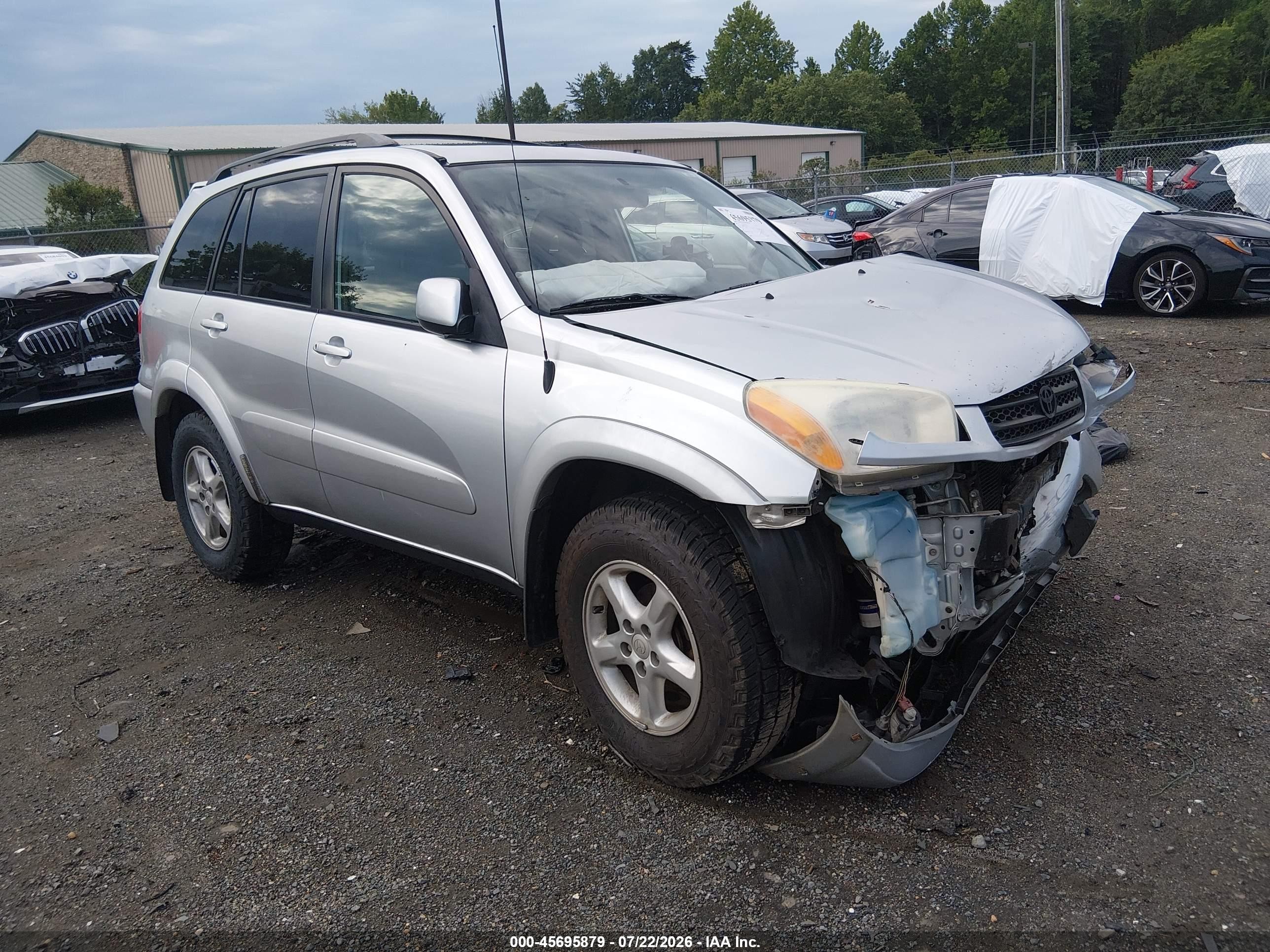 2002 Toyota RAV4, VIN JTEHH20V820144333 — Front end