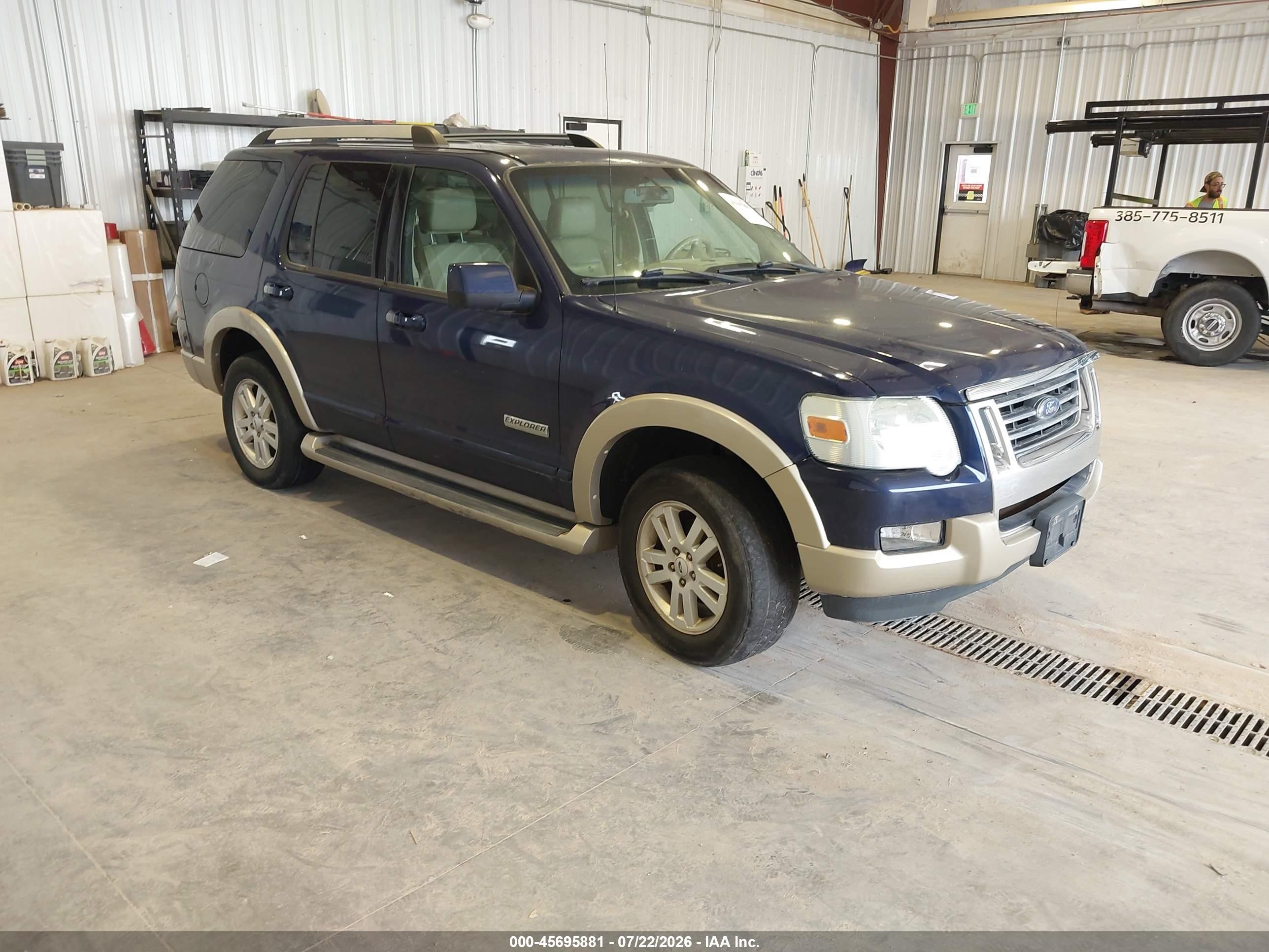 2006 Ford Explorer Eddie Bauer, VIN 1FMEU74816UA45903 — Normal wear