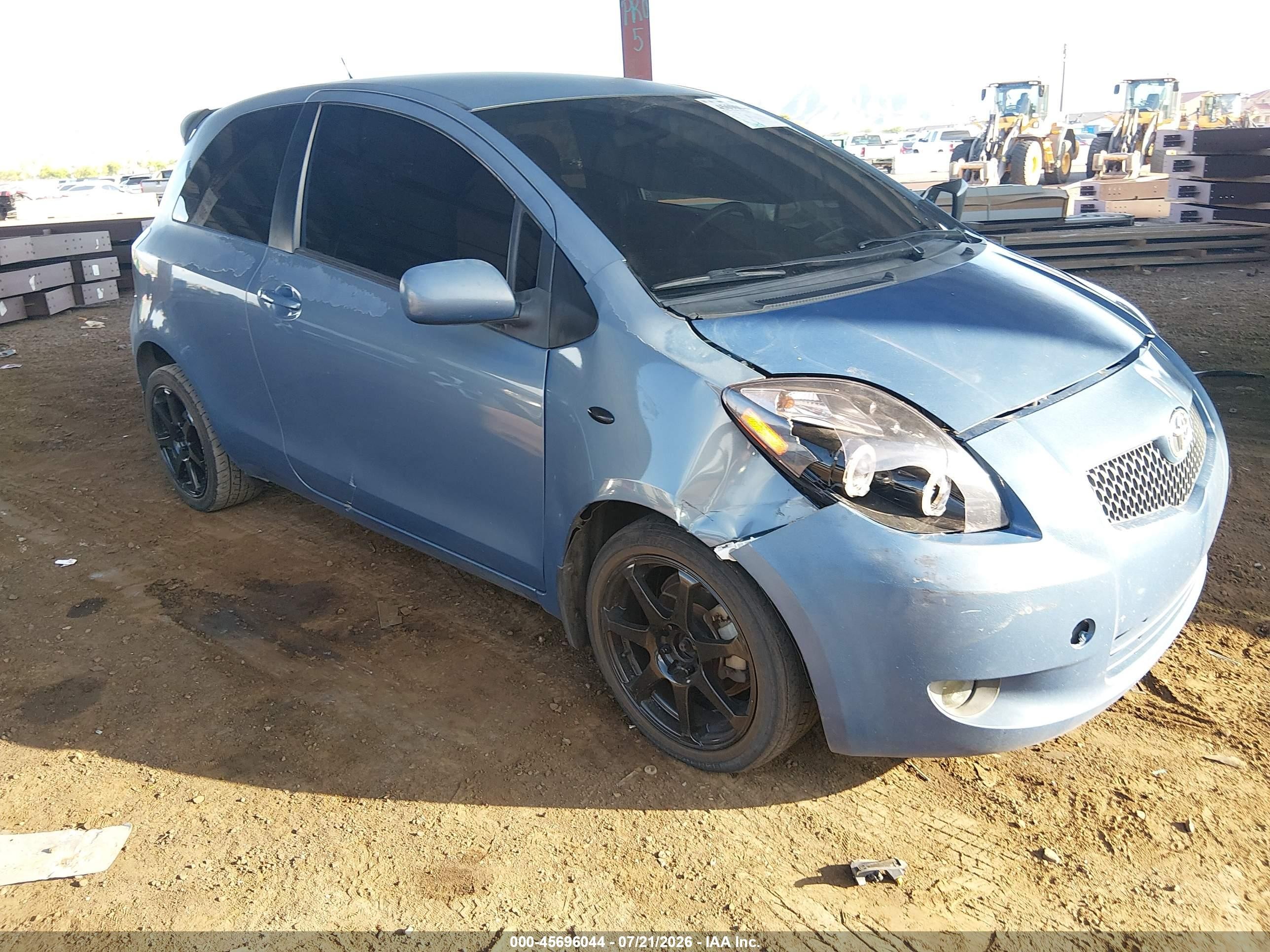 2008 Toyota Yaris, VIN JTDJT903785175628 — Front end