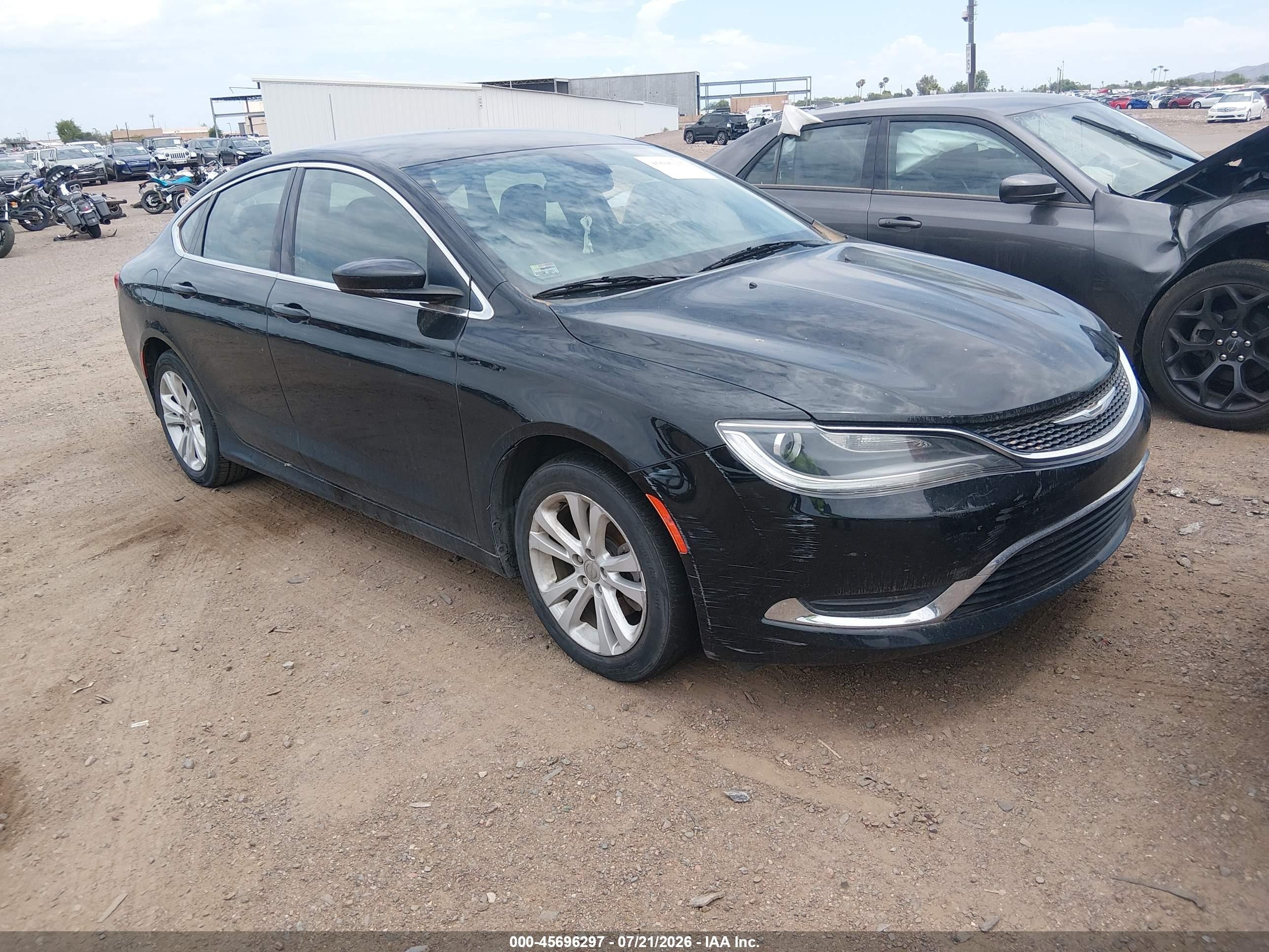 2015 Chrysler 200 Limited, VIN 1C3CCCAB6FN677477 — Normal wear