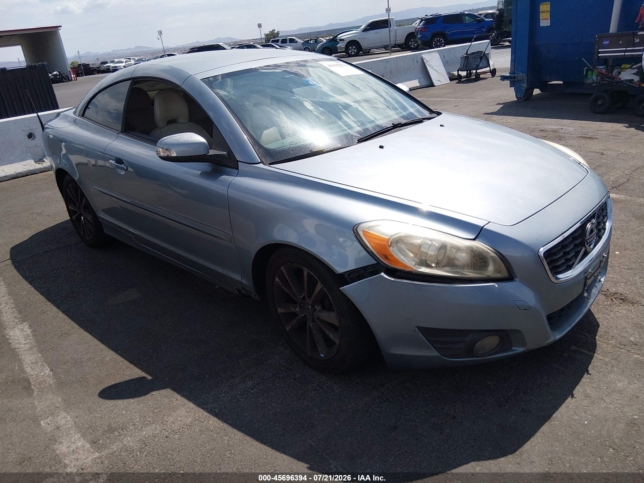 2011 Volvo C70, VIN YV1672MC0BJ107188 — Normal wear