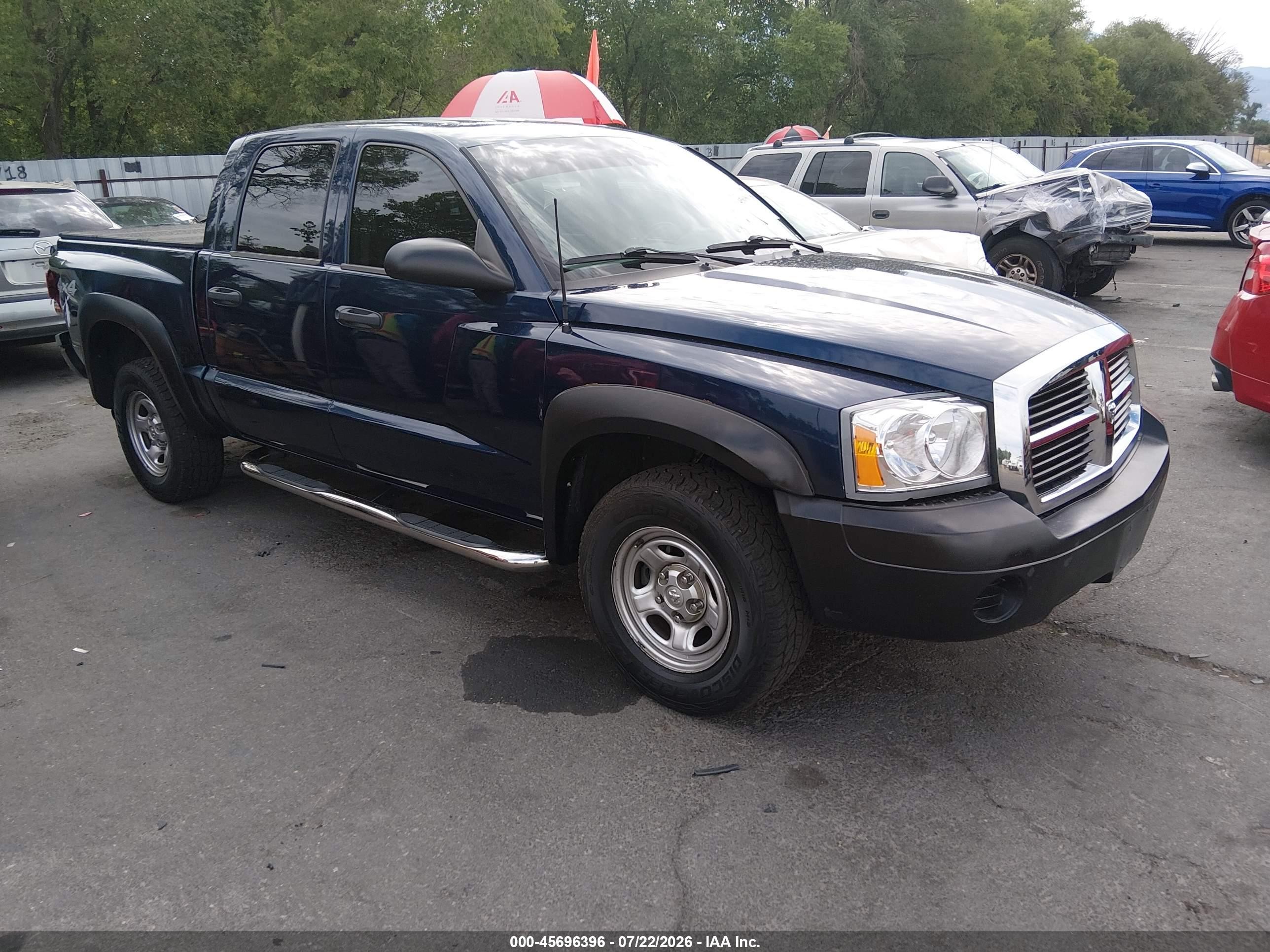 2005 Dodge Dakota ST, VIN 1D7HW28N65S134901 — Rear end