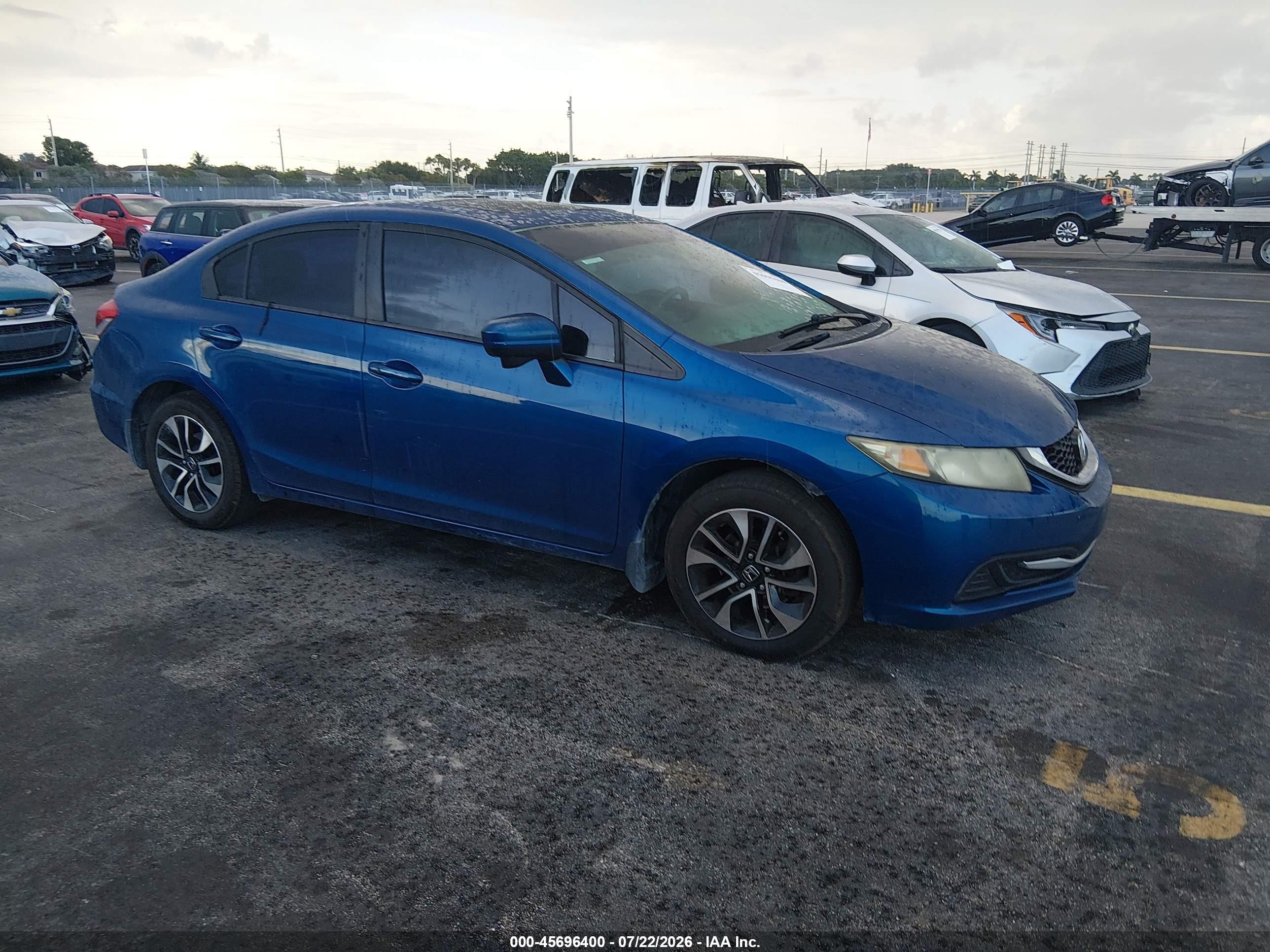 2014 Honda Civic EX, VIN 19XFB2F84EE212993 — Side