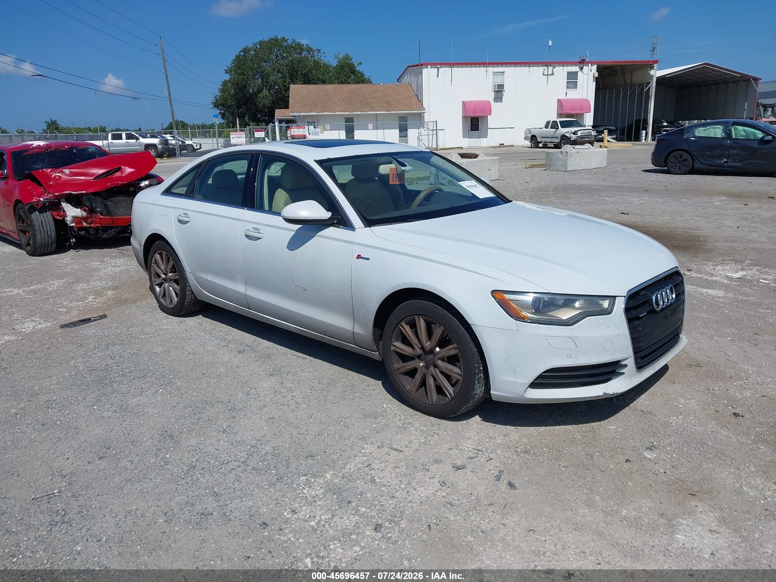 2013 Audi A6 Premium Plus, VIN WAUGGAFC2DN004865 — Обычный износ