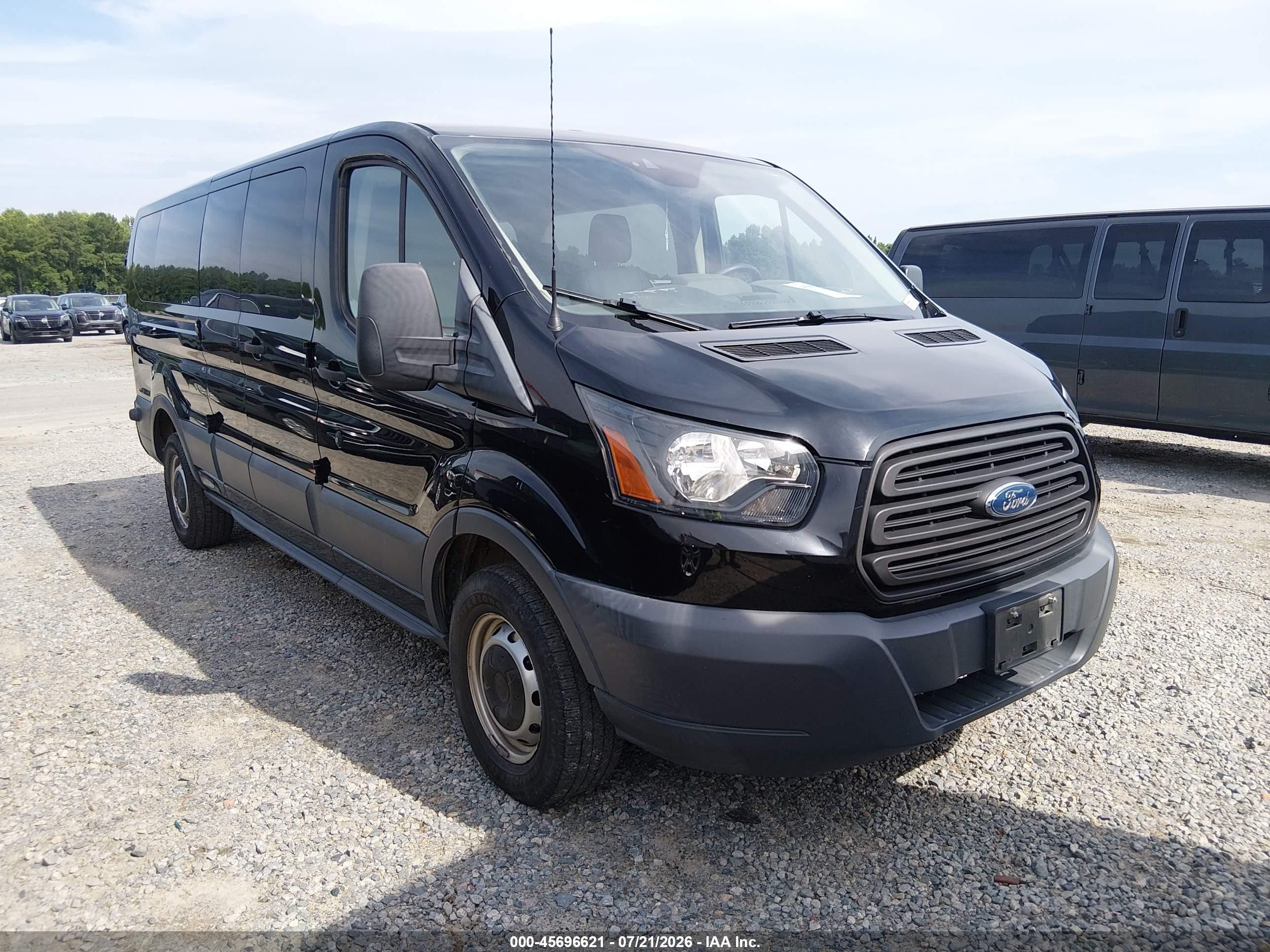 2018 Ford Transit Passenger XL, VIN 1FBZX2ZM9JKB52955 — Normal wear