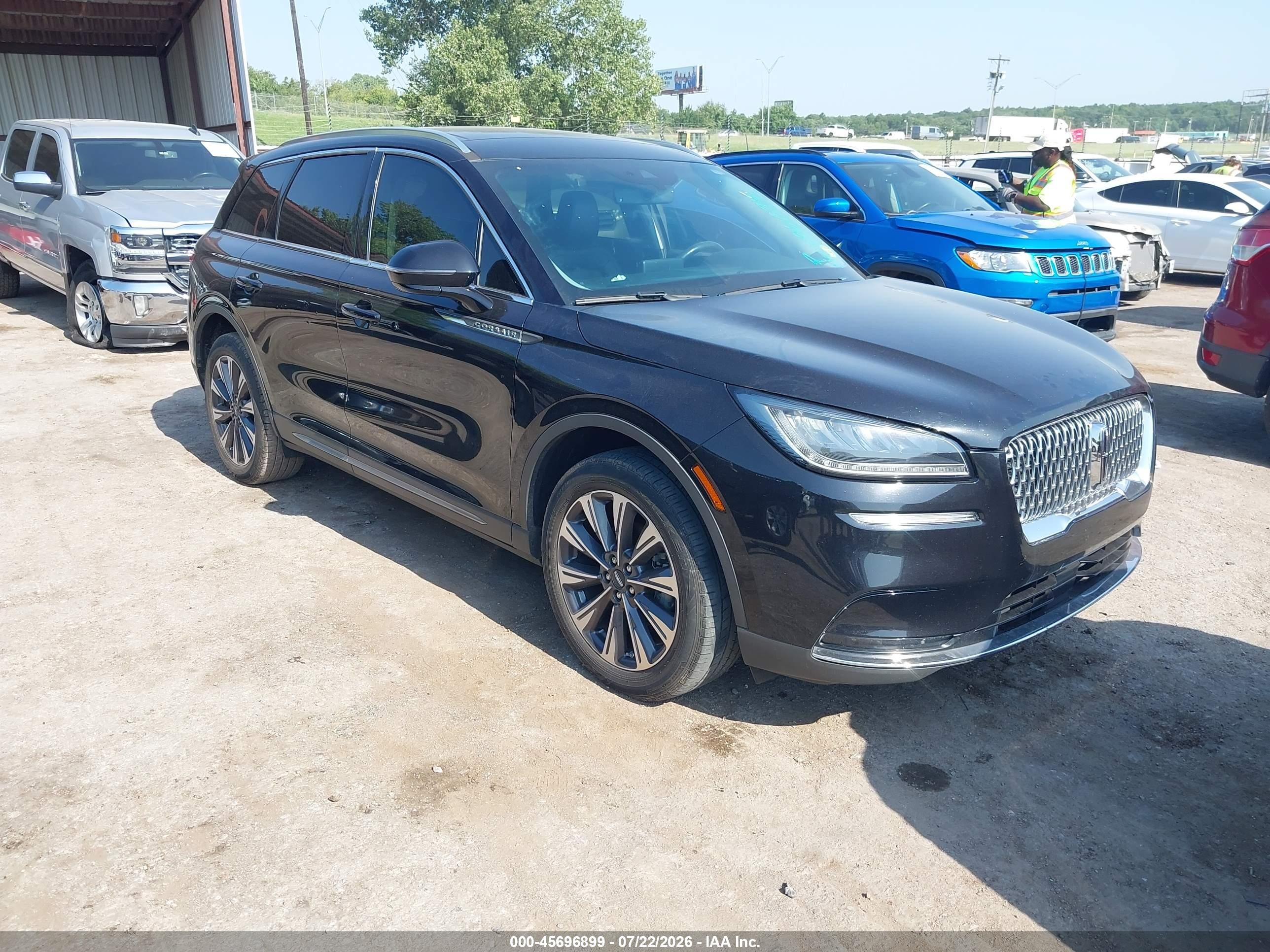 2021 Lincoln Corsair Reserve, VIN 5LMCJ2C92MUL05054 — Normal wear