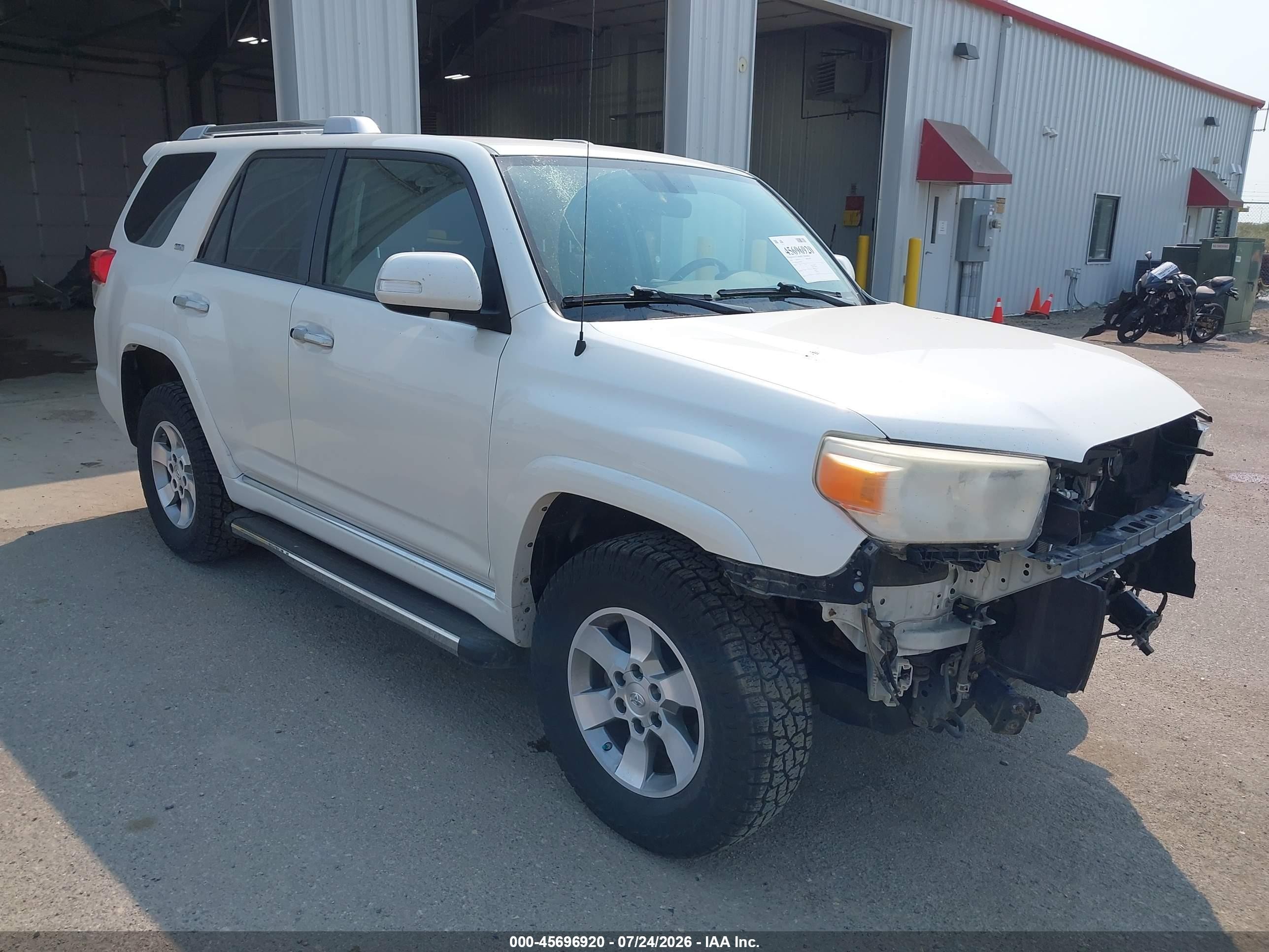 2010 Toyota 4Runner Limited, VIN JTEBU5JR6A5002259 — Front end