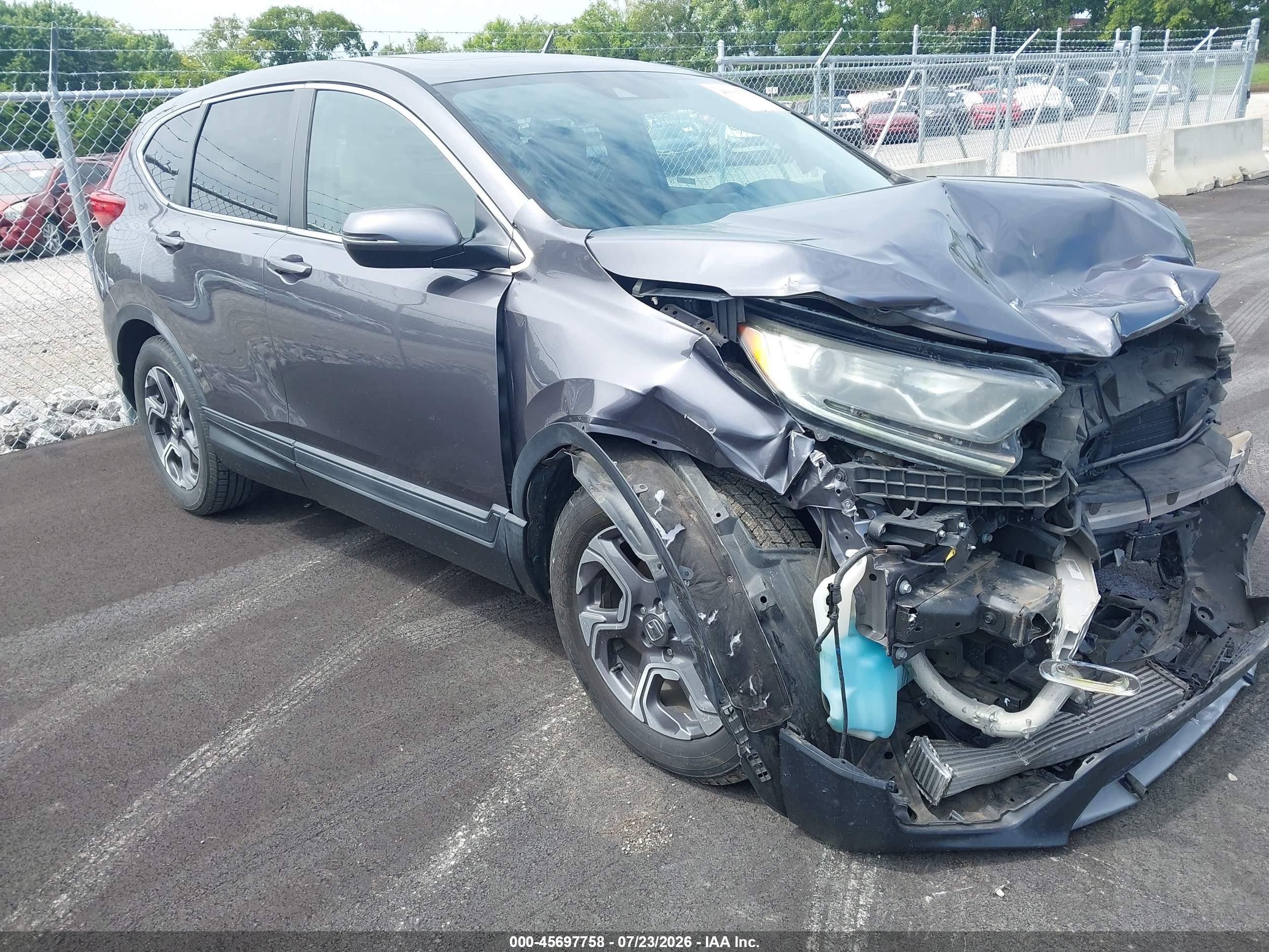 2018 Honda CR-V EX, VIN 7FARW1H50JE025046 — Front end