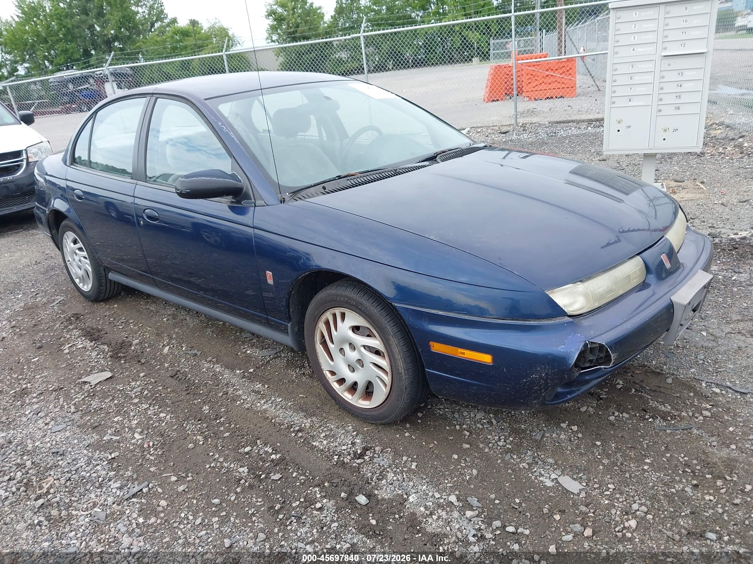 1999 Saturn SL, VIN 1G8ZK527XXZ216107 — Front end