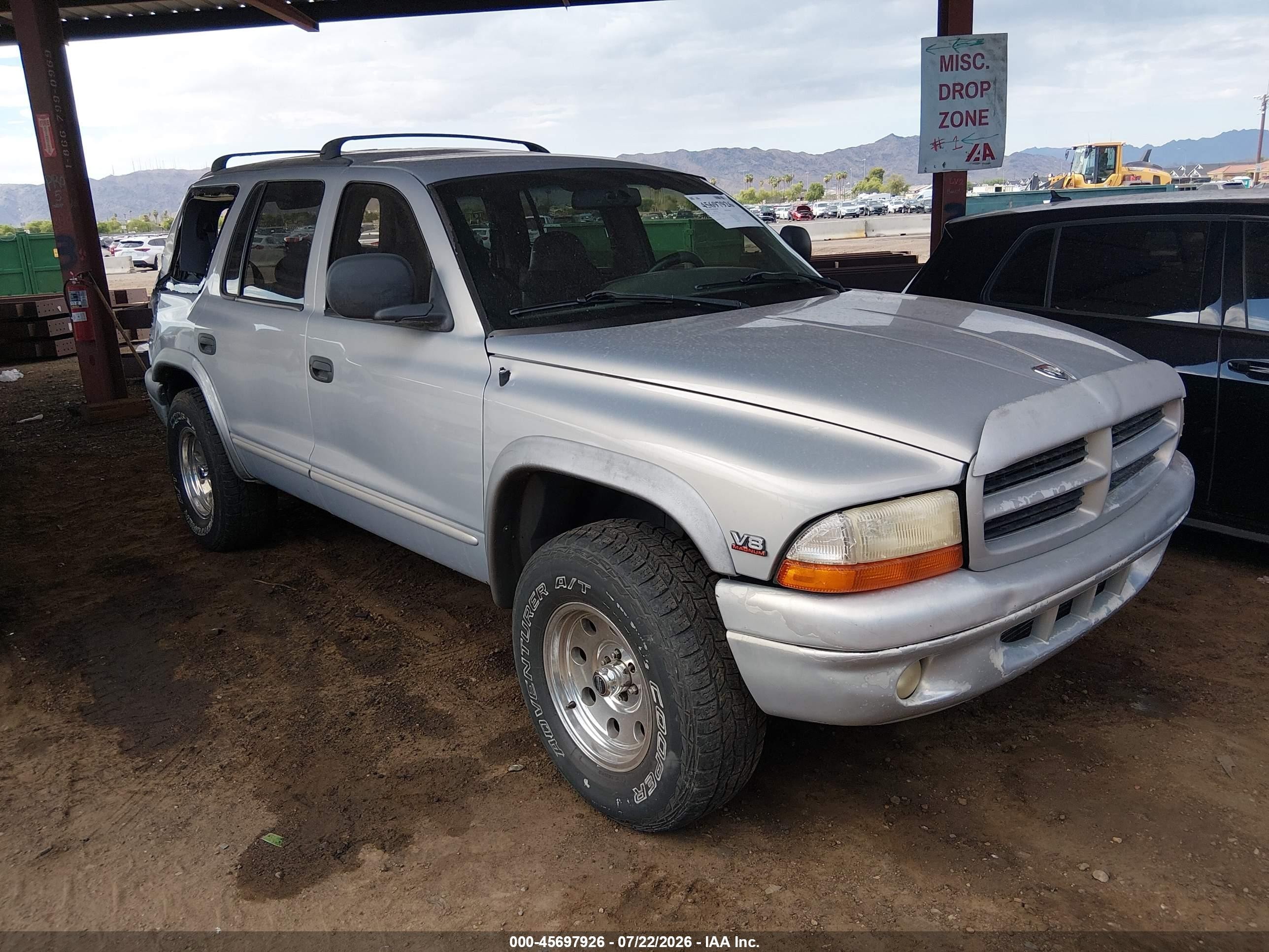 1999 Dodge Durango, VIN 1B4HS28ZXXF527463 — Rear end