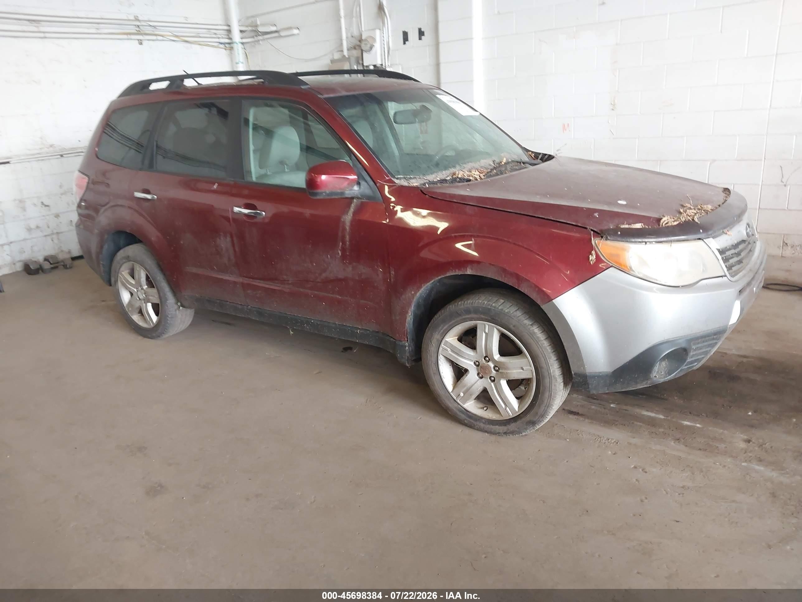 2010 Subaru Forester X Premium, VIN JF2SH6CC1AH719725 — Normal wear