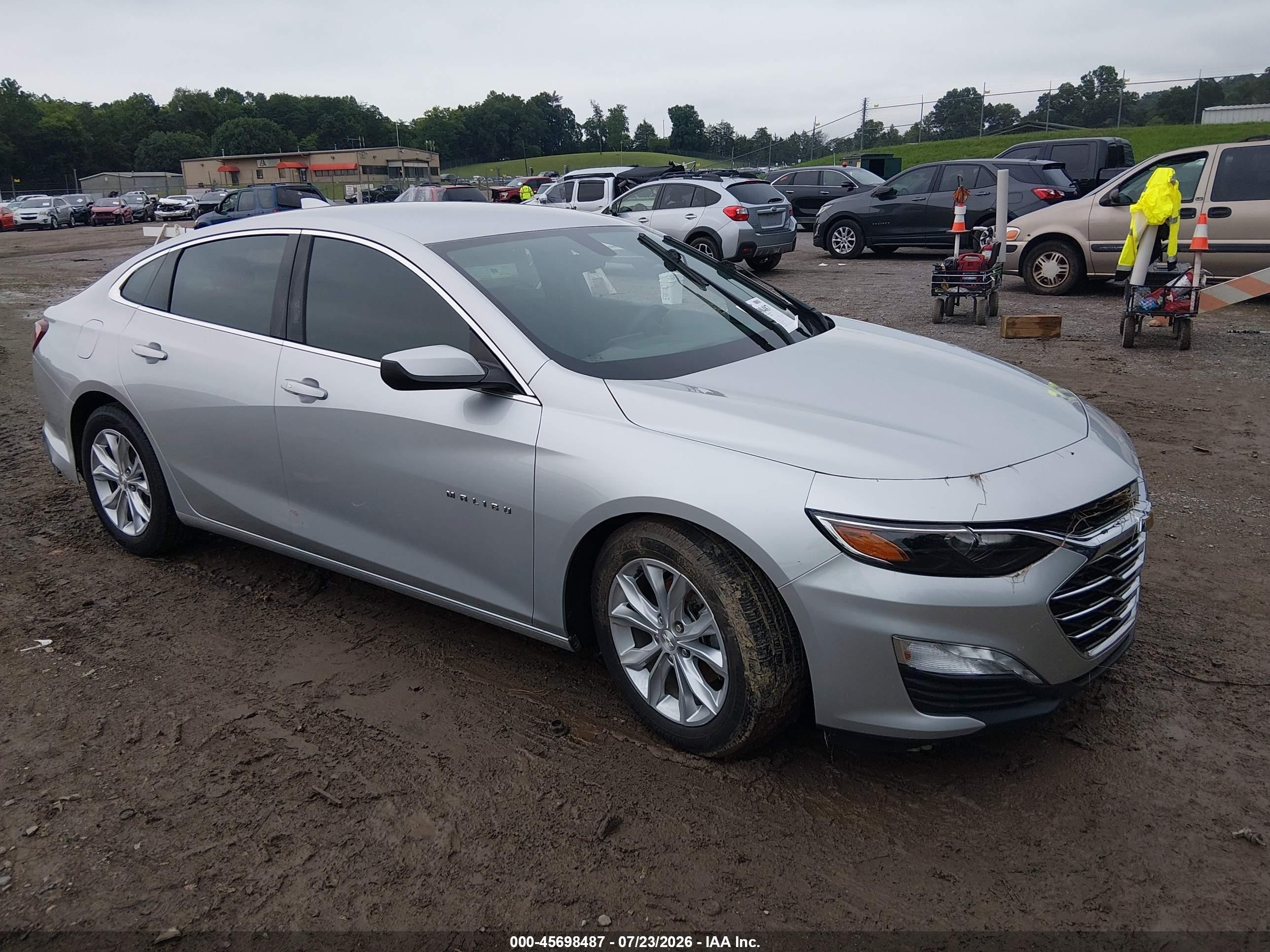 2019 Chevrolet Malibu LT, VIN 1G1ZD5ST3KF157630 — Water / flood