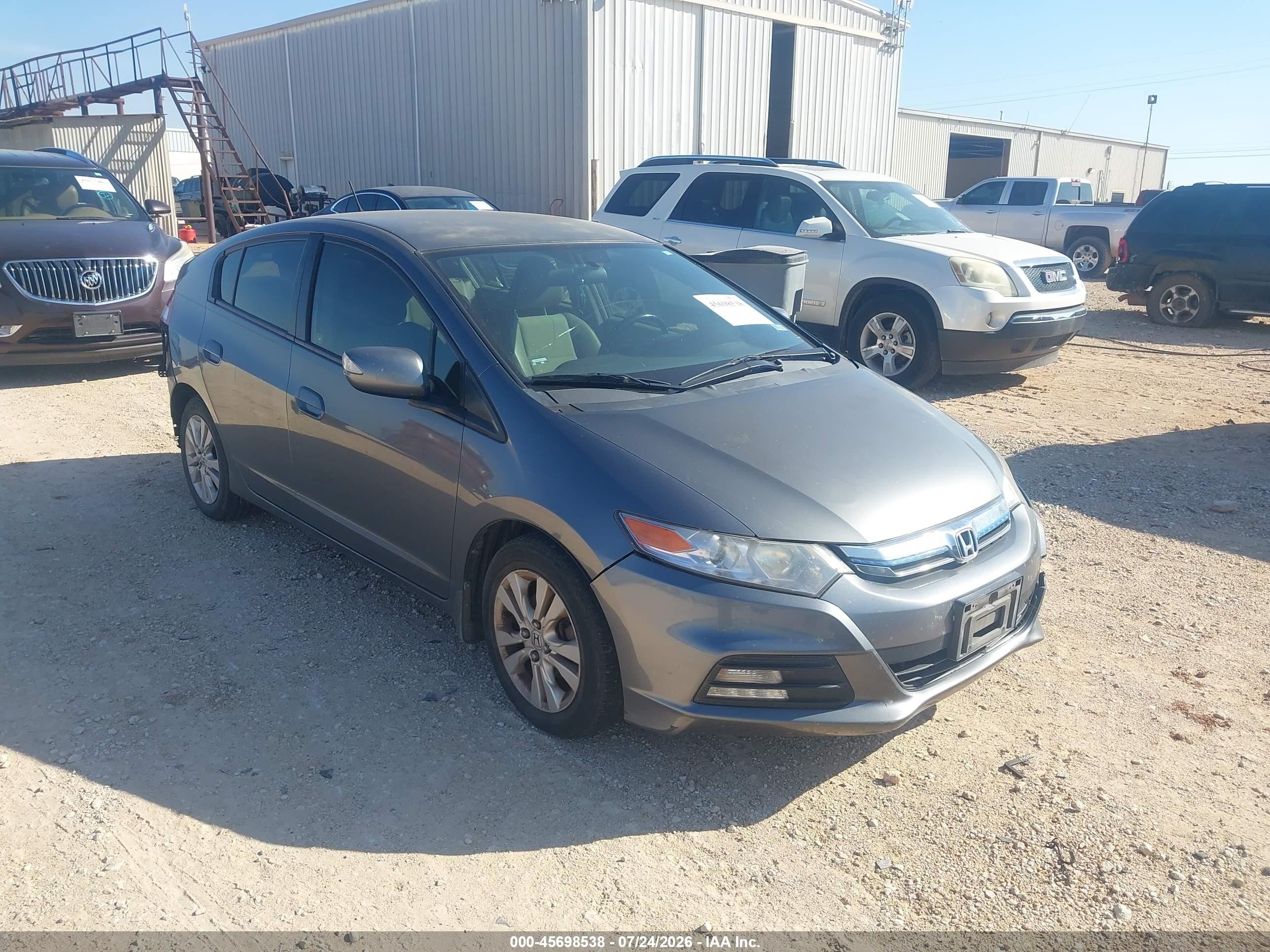 2013 Honda Insight EX, VIN JHMZE2H75DS006522 — Rear end