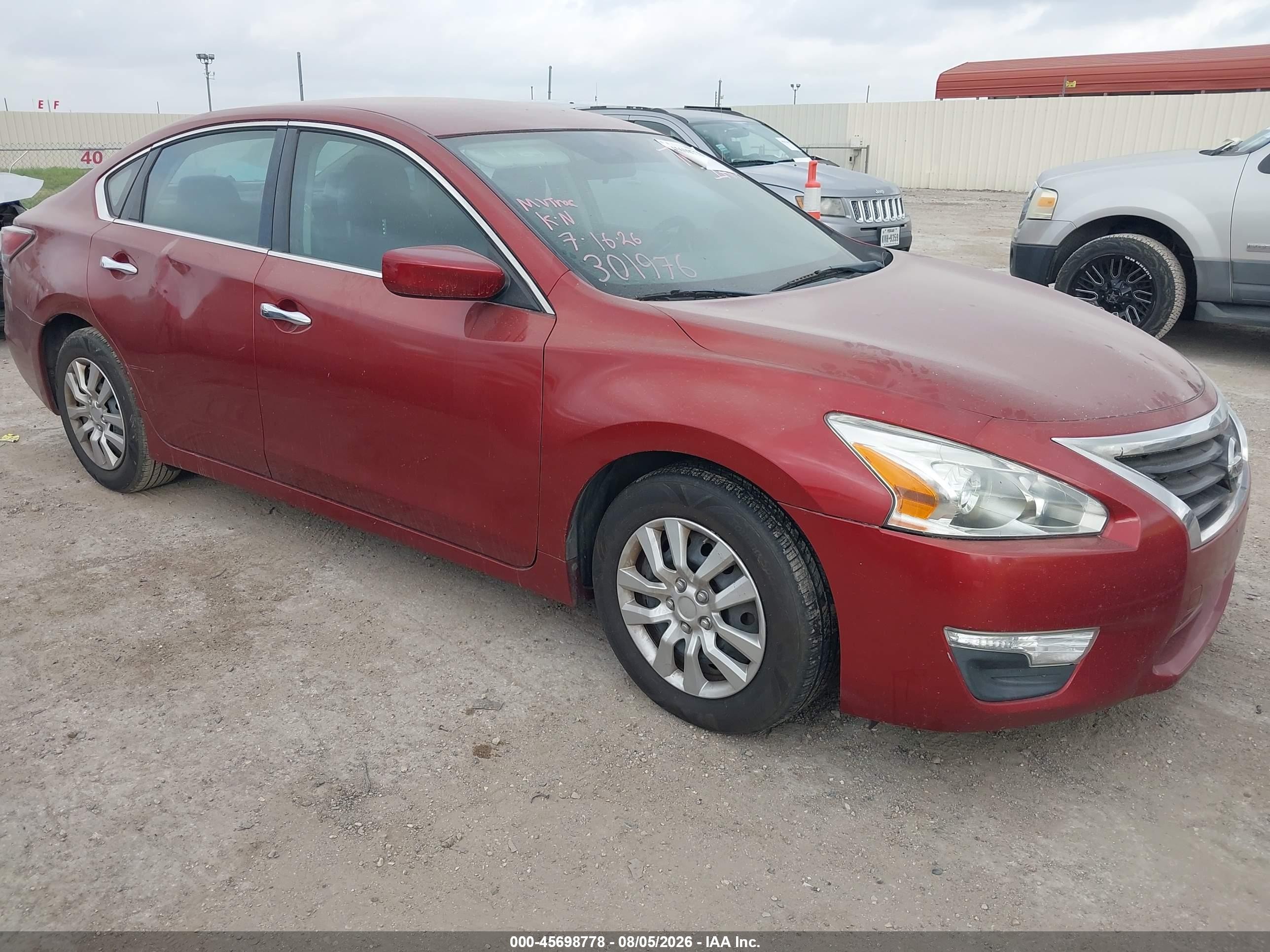 2015 Nissan Altima S, VIN 1N4AL3AP2FN301976 — Repossession