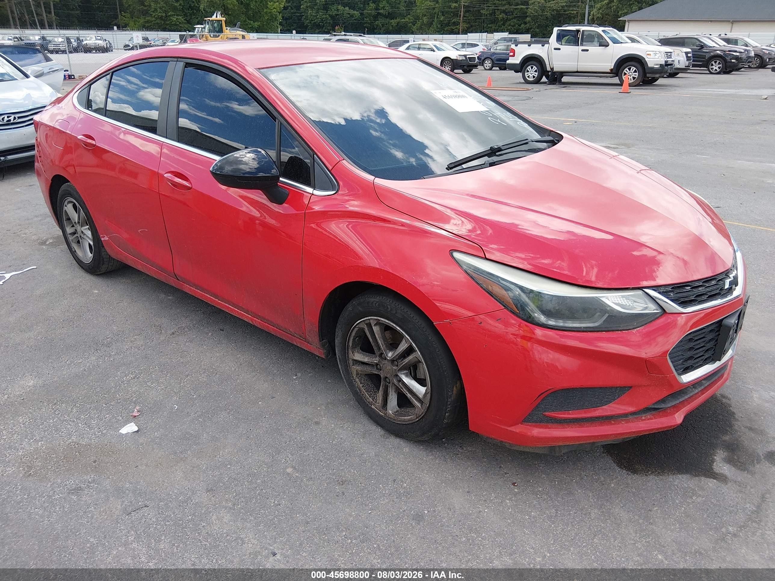 2018 Chevrolet Cruze LT, VIN 1G1BE5SM9J7200495 — Normal wear