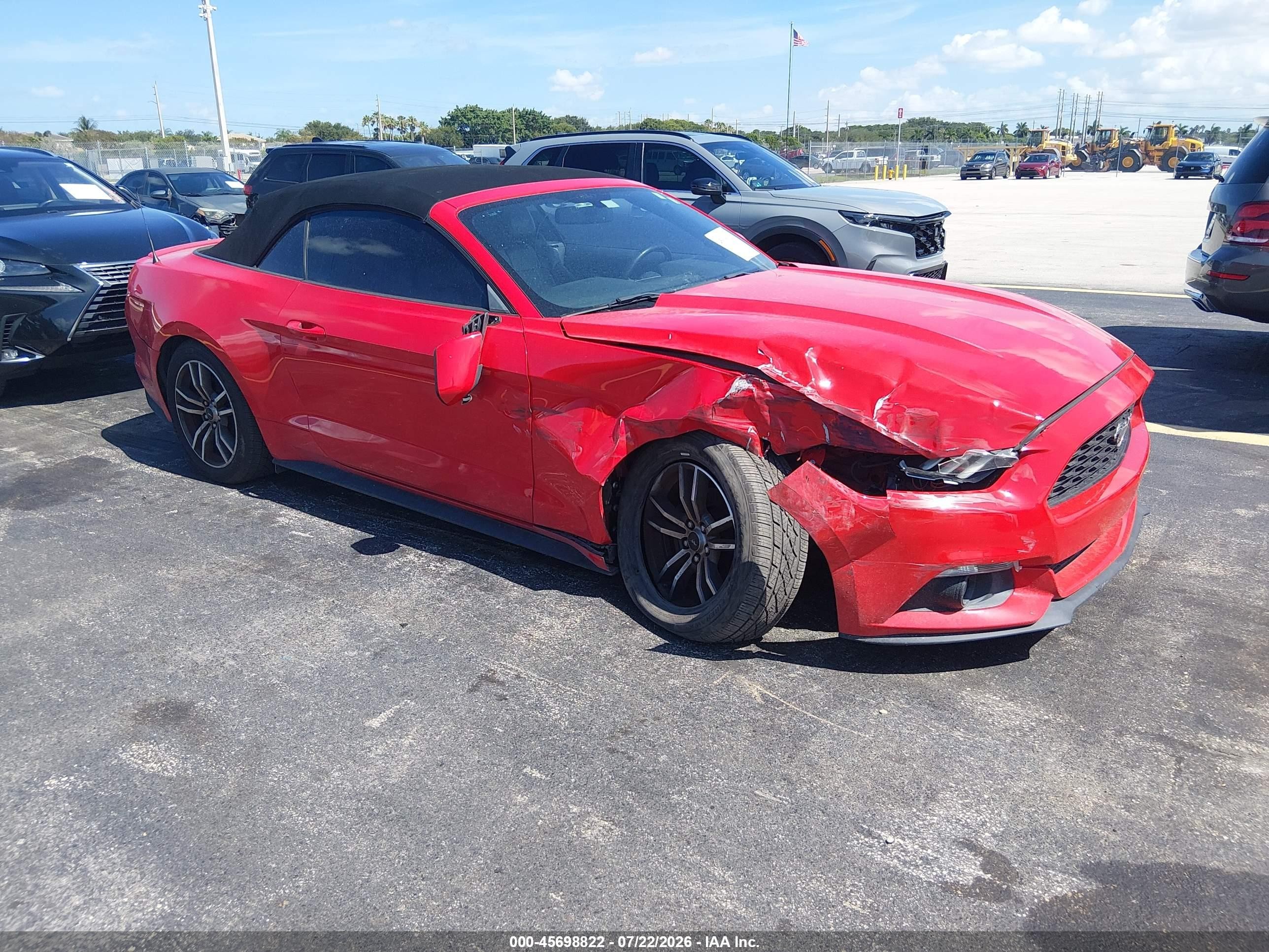 2015 Ford Mustang EcoBoost Premium, VIN 1FATP8UH0F5382961 — Side