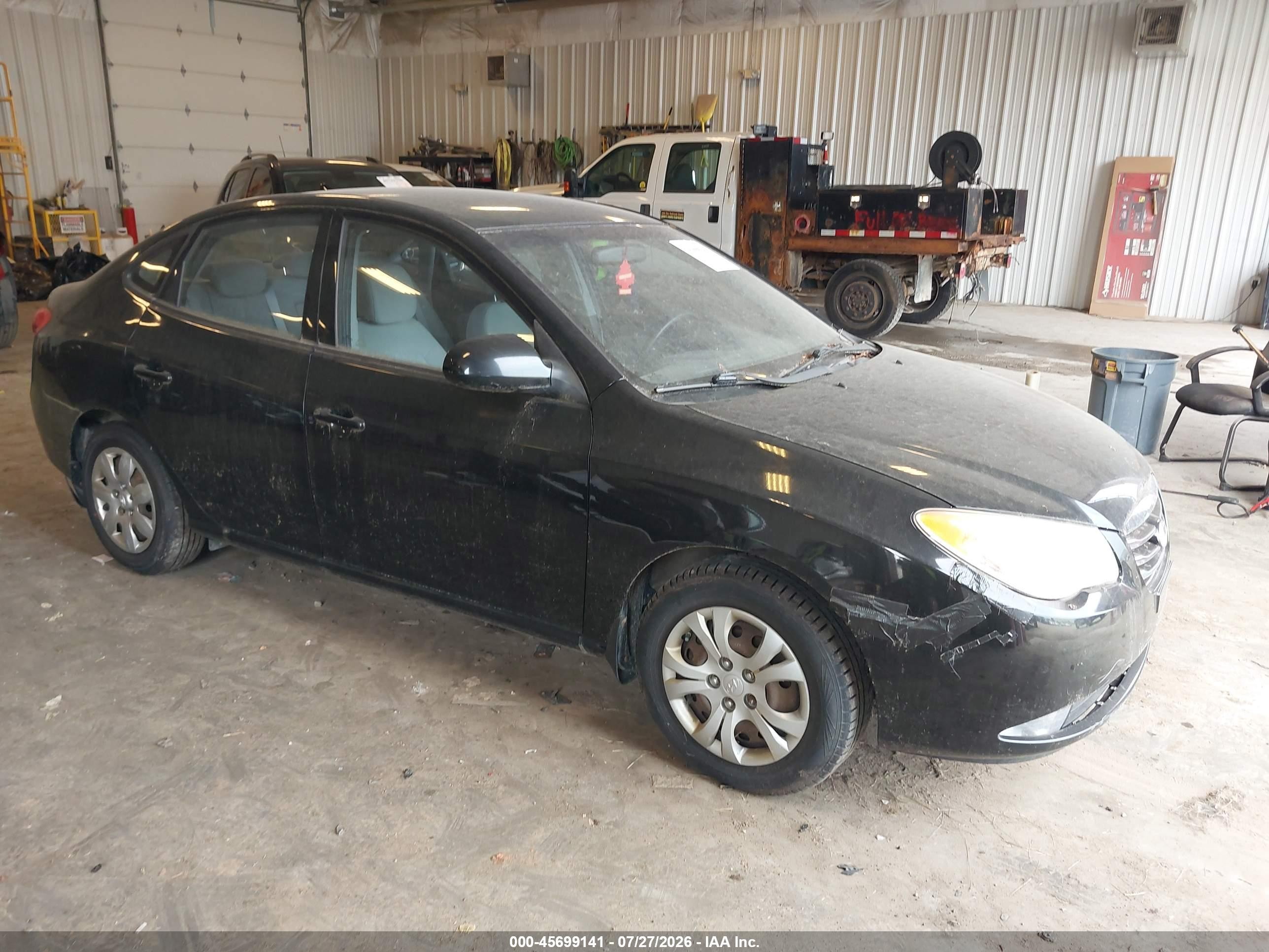 2010 Hyundai Elantra GLS, VIN KMHDU4AD0AU880931 — Normal wear