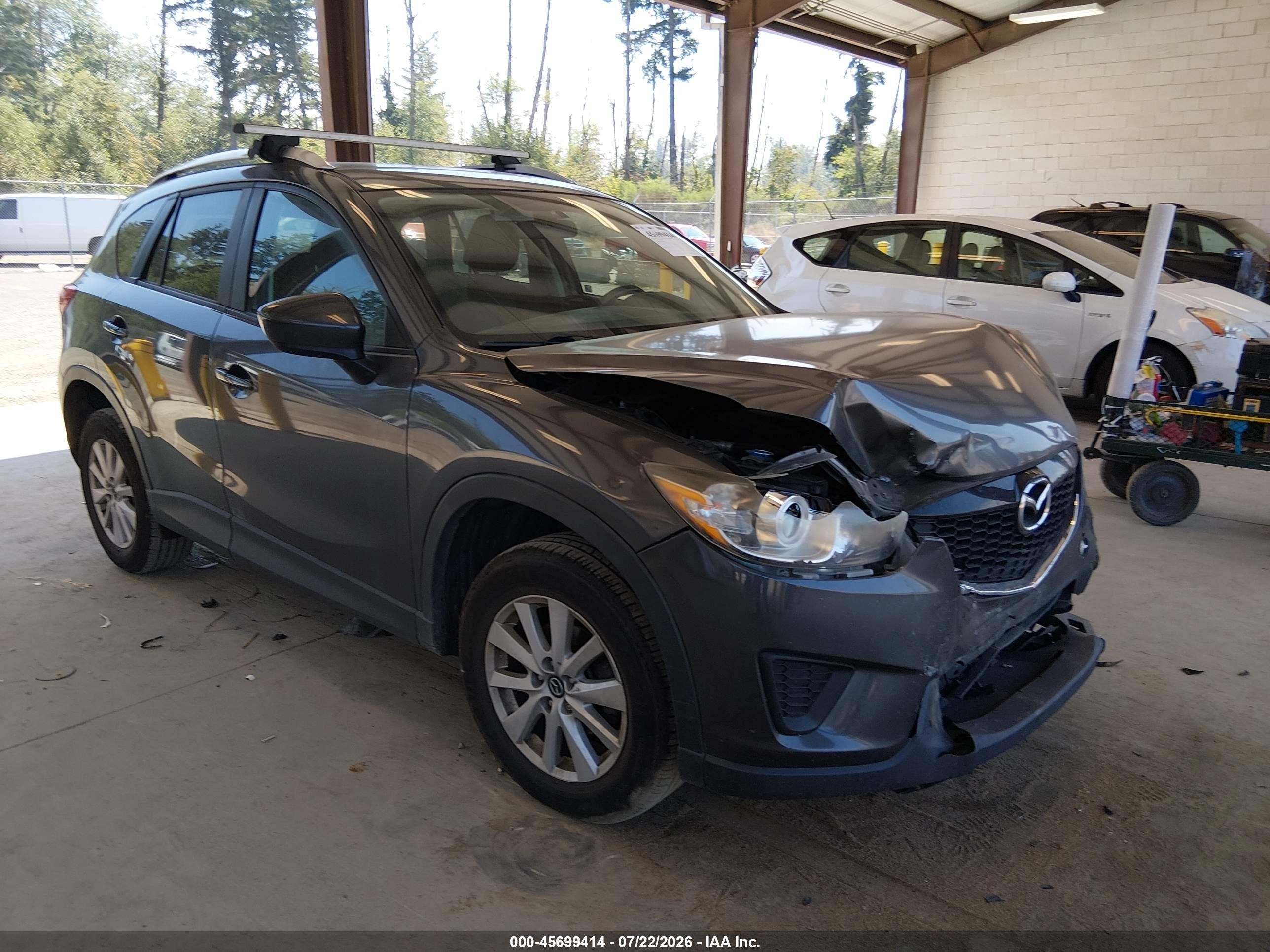2014 Mazda CX-5 Sport, VIN JM3KE4BE4E0301198 — Front end