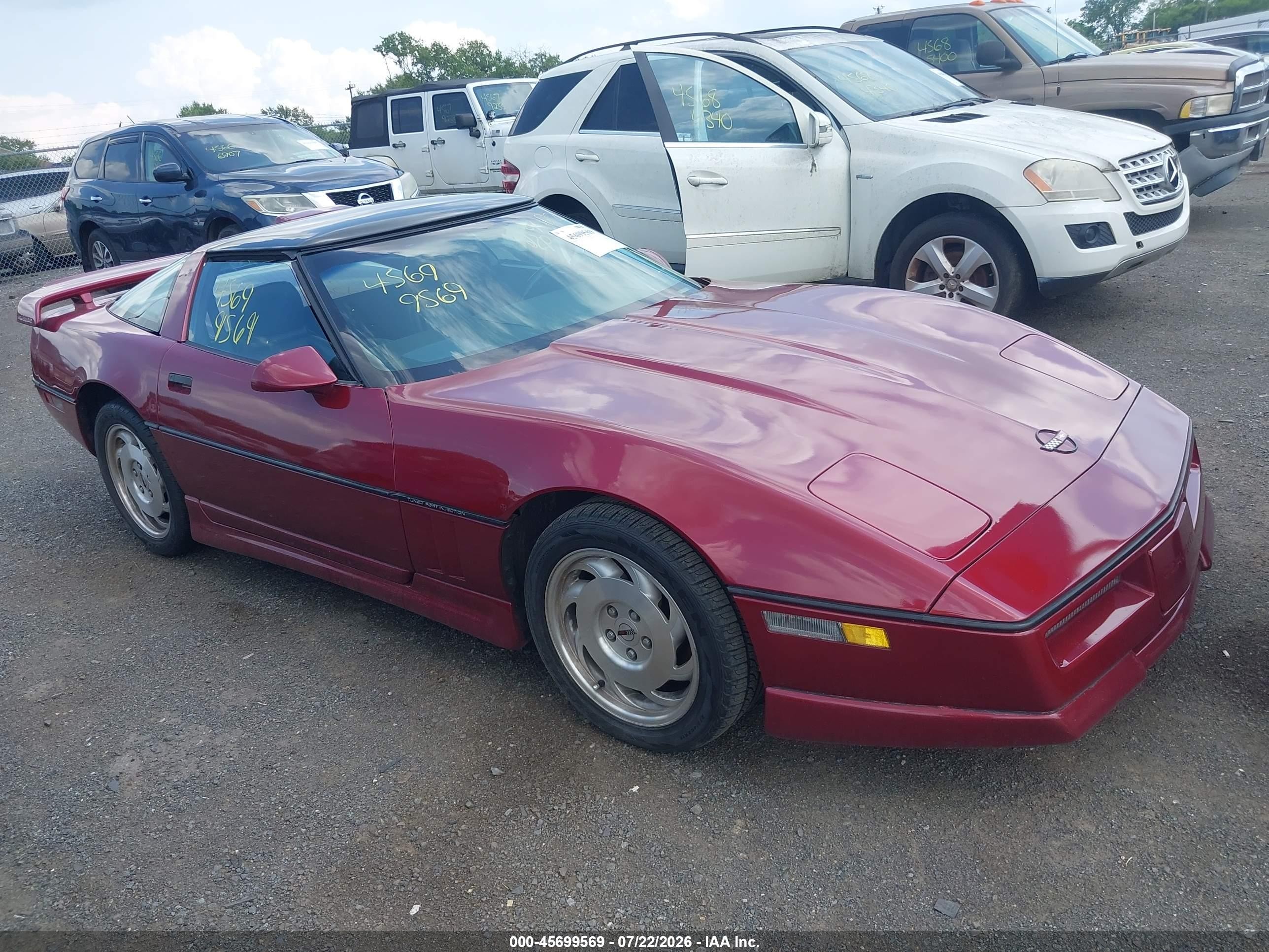 1989 Chevrolet Corvette, VIN 1G1YY2185K5113596 — Normal wear