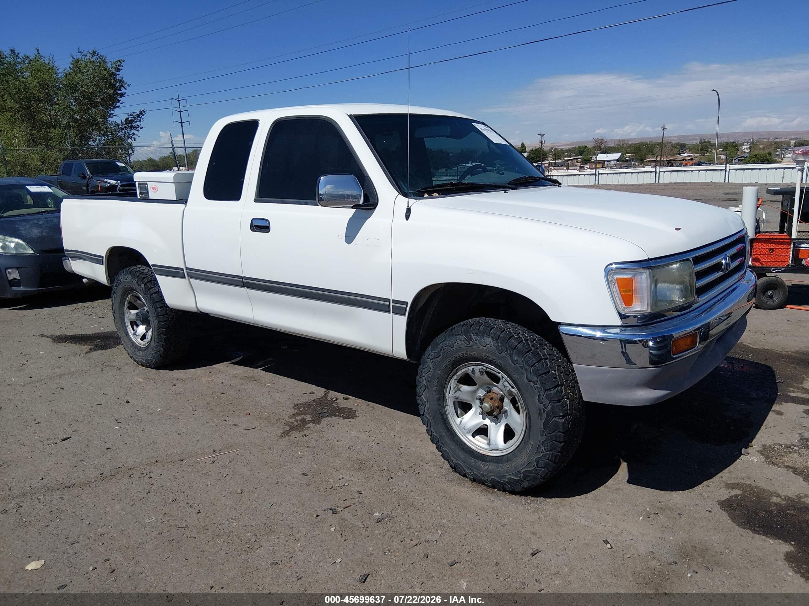 1998 Toyota T100 DX, VIN JT4UN22D4W0054523 — Обычный износ