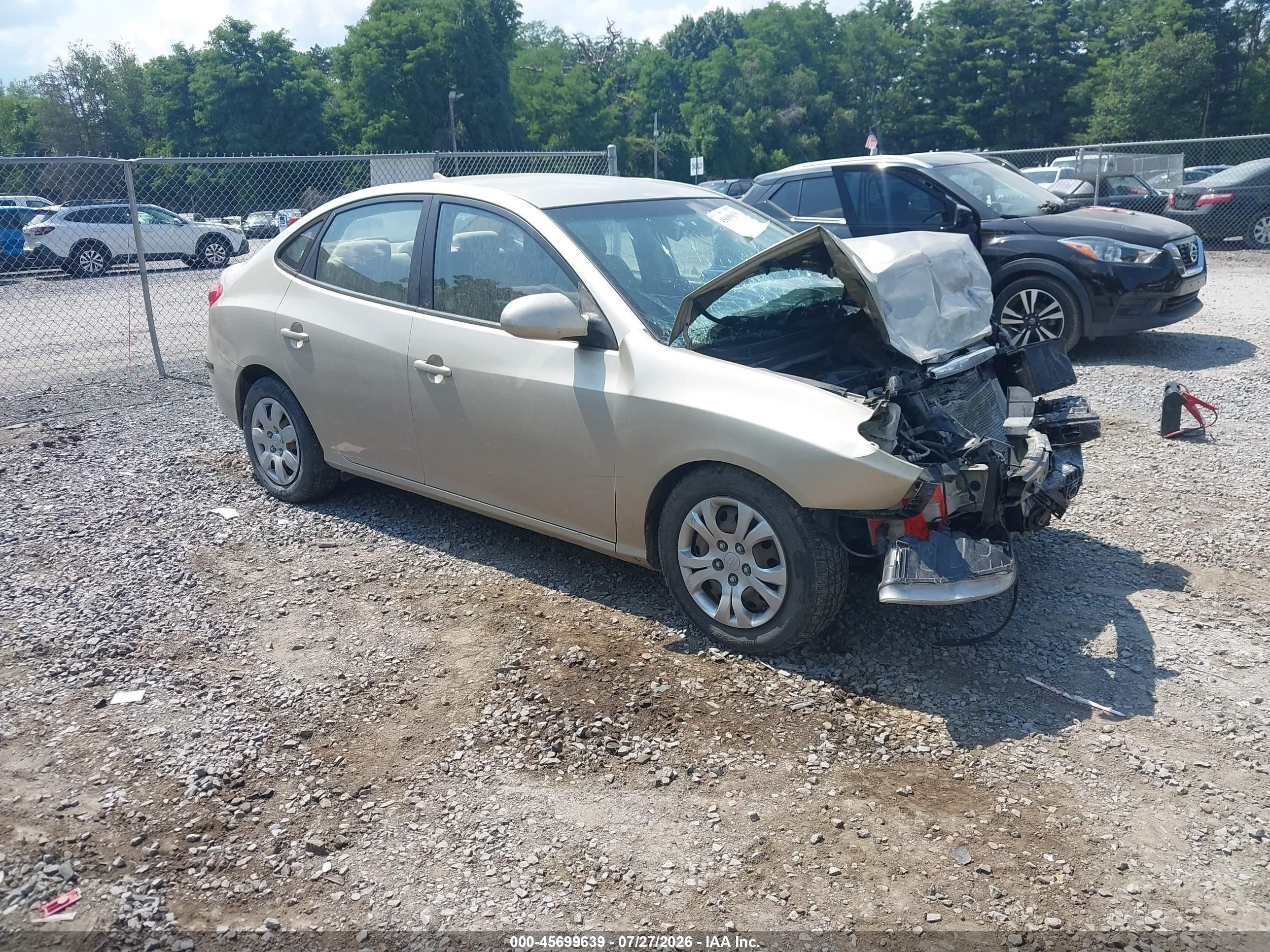 2009 Hyundai Elantra GLS, VIN KMHDU46D99U785045 — Перед