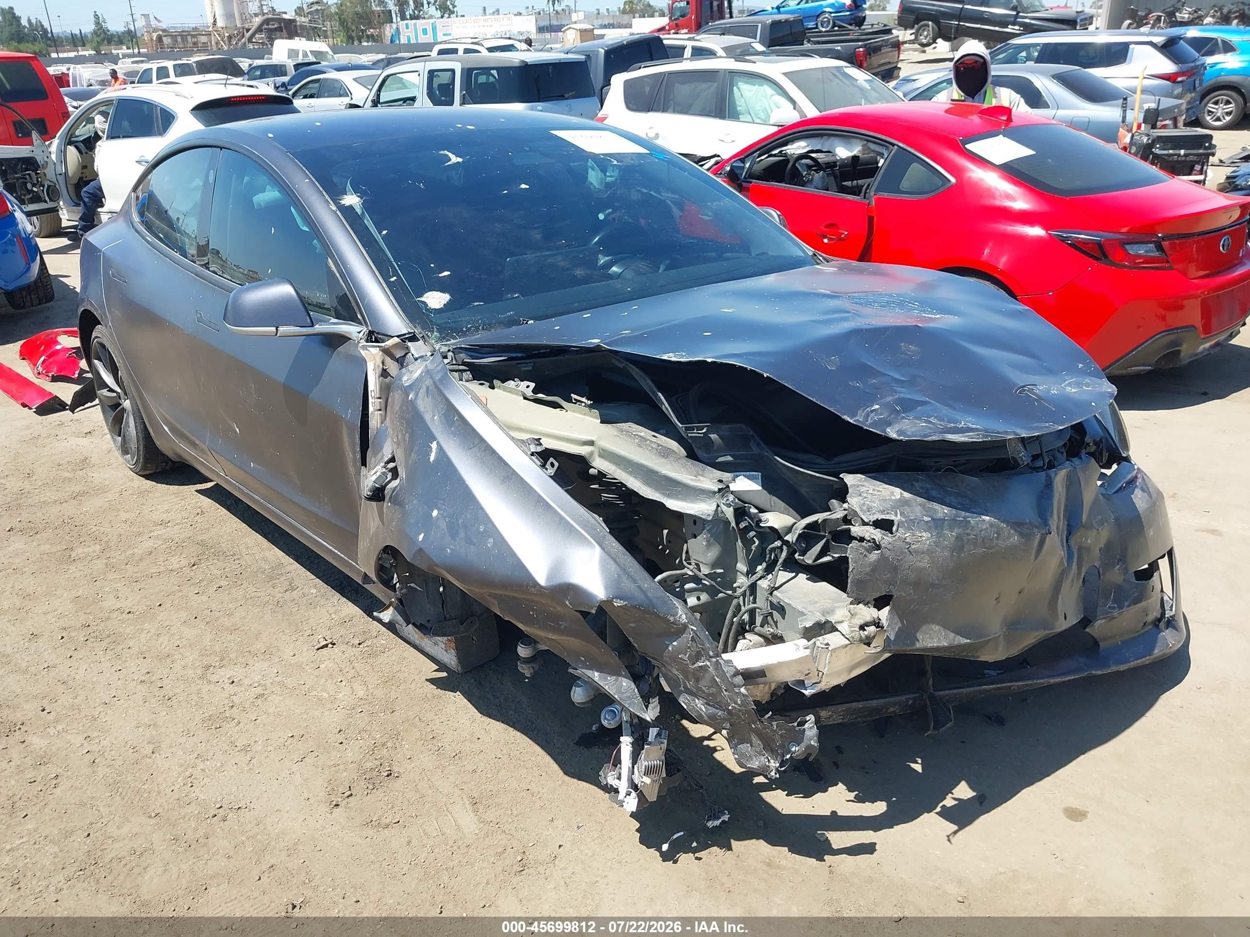 2018 Tesla Model 3 Long Range Battery, VIN 5YJ3E1EA7JF025700 — Front end