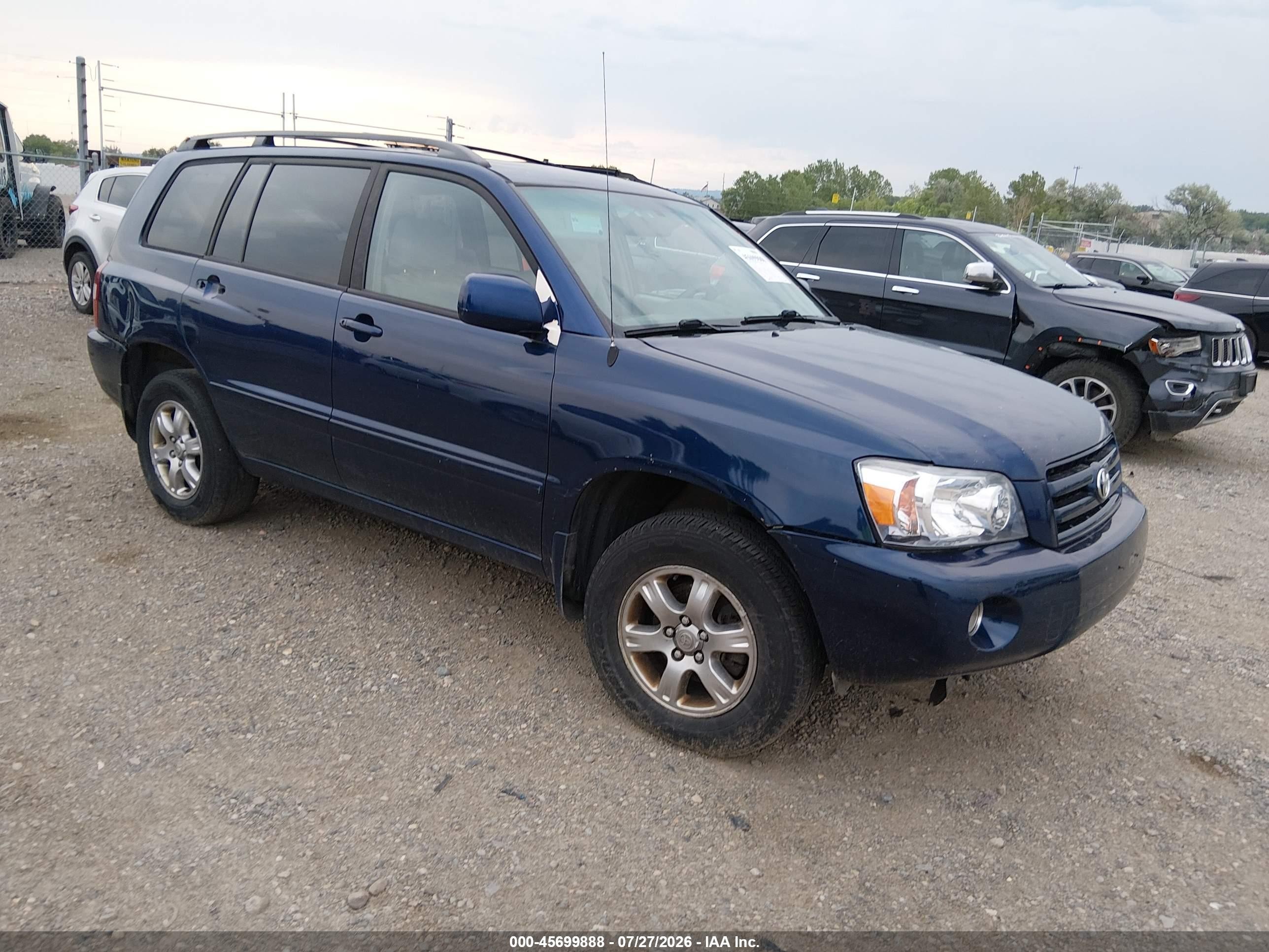 2005 Toyota Highlander Limited, VIN JTEEP21A350095984 — Rear end
