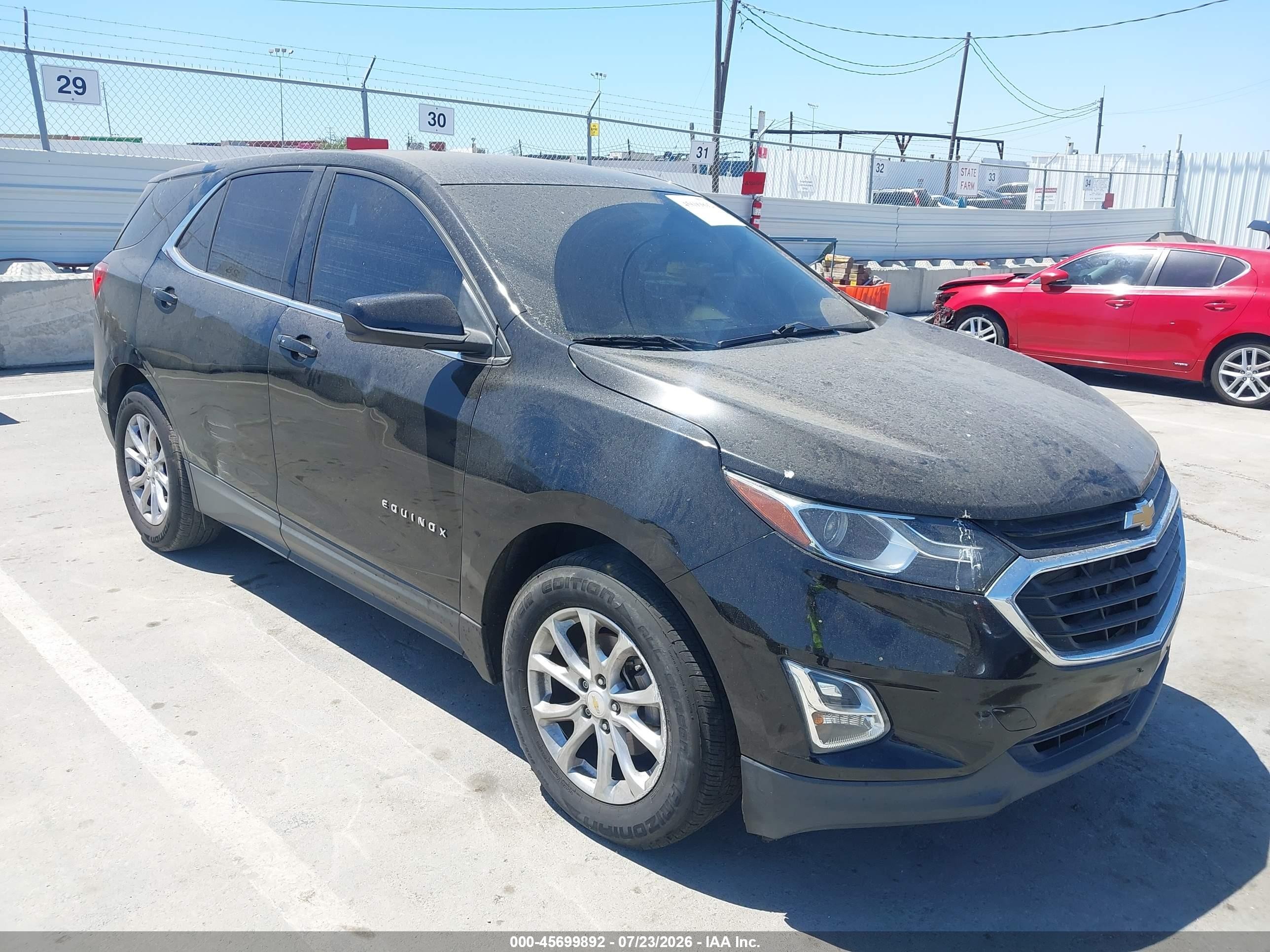 2018 Chevrolet Equinox LT, VIN 2GNAXJEV3J6192217 — Rear end
