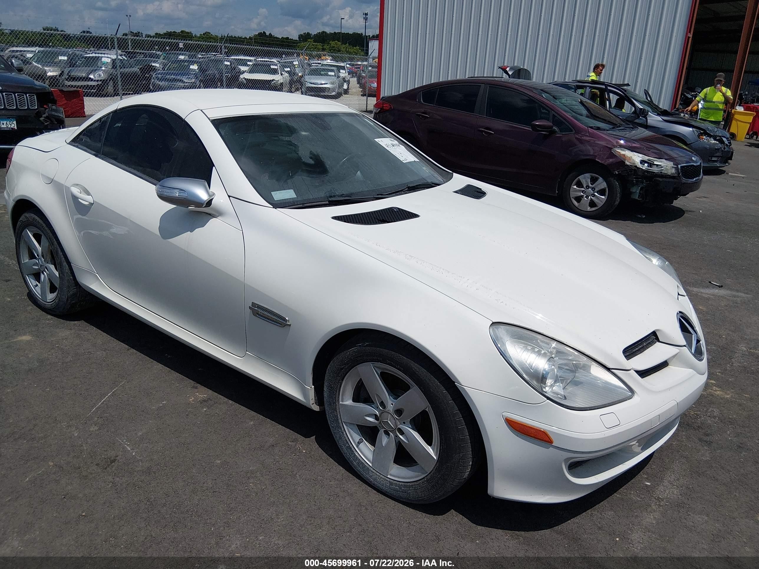 2007 Mercedes-Benz SLK 280, VIN WDBWK54F87F137497 — Hail