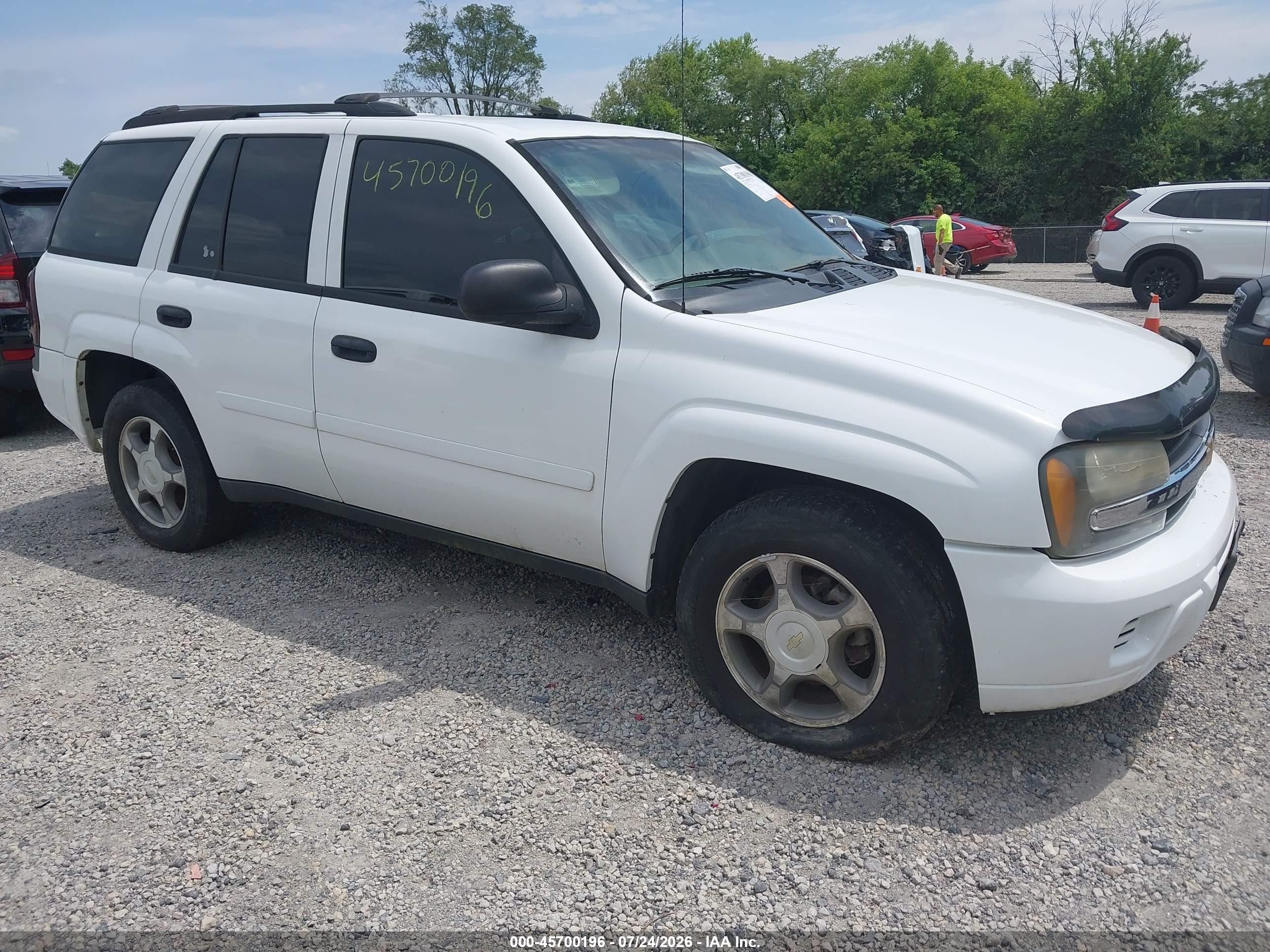 2006 Chevrolet TrailBlazer LS, VIN 1GNDT13S662332671 — Normal wear