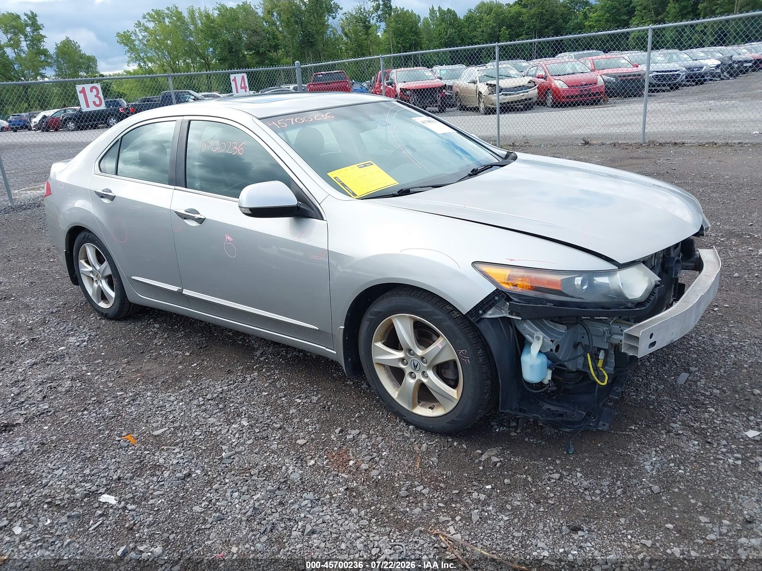 2010 Acura TSX, VIN JH4CU2F69AC022621 — Front end