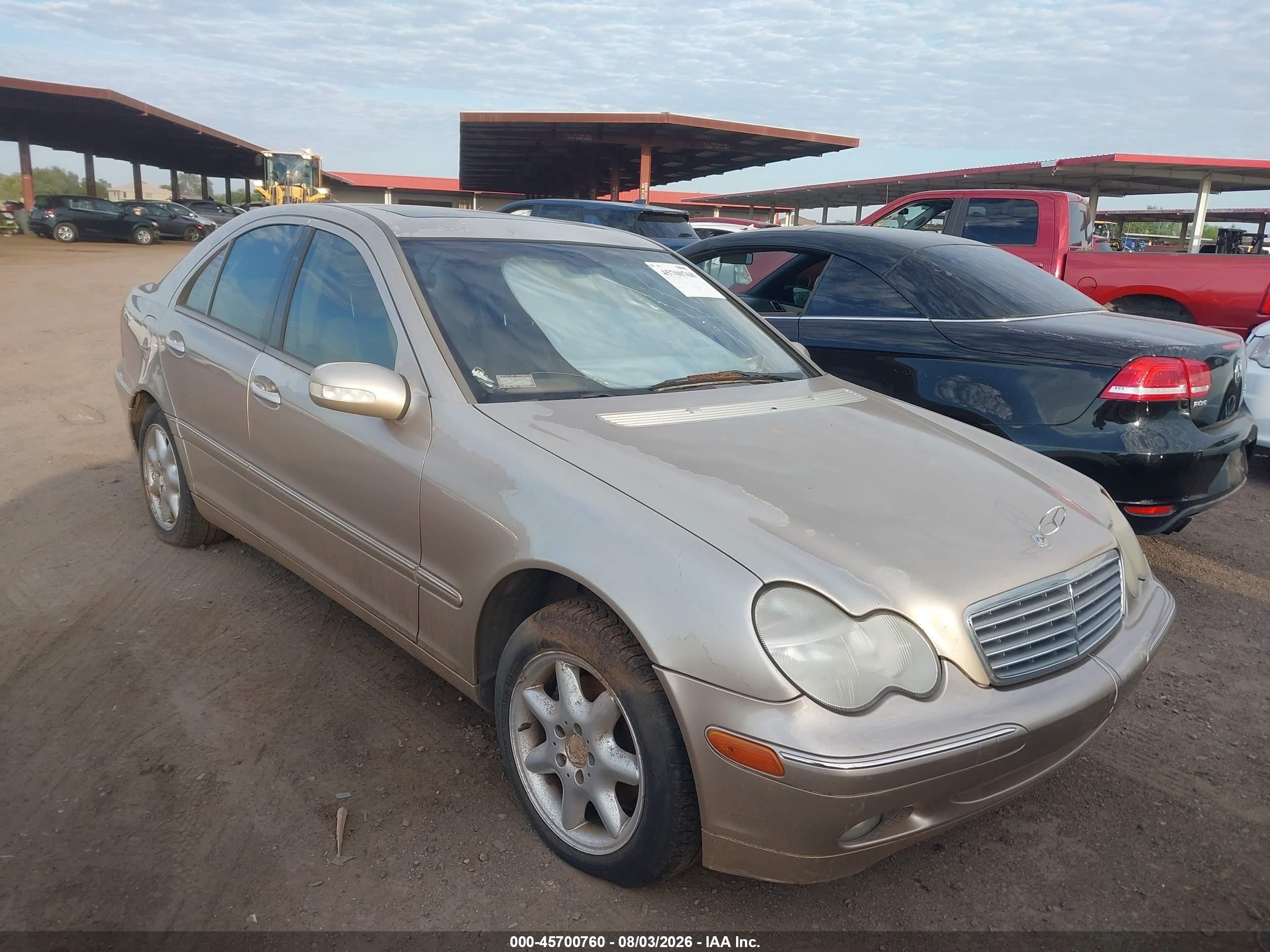 2001 Mercedes-Benz C 230/260/280/320, VIN WDBRF61J81F055793 — Normal wear