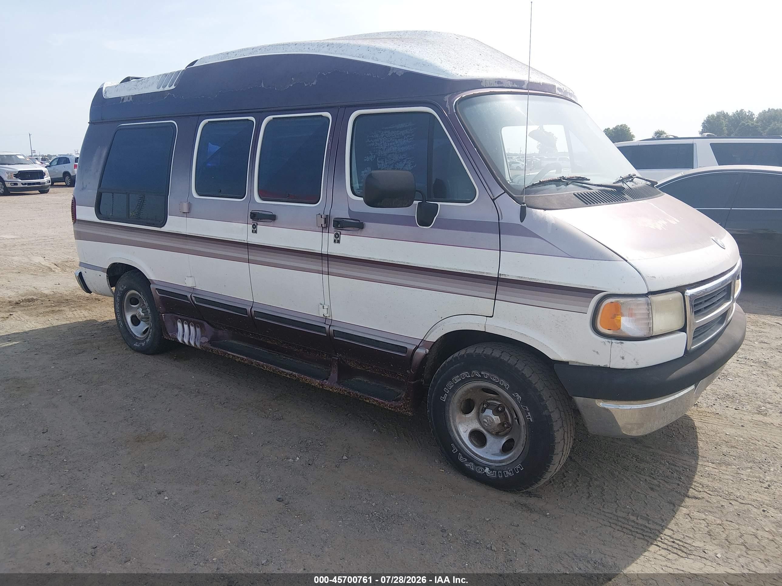 1997 Dodge Cargo, VIN 2B6HB21Y9VK512623 — Normal wear
