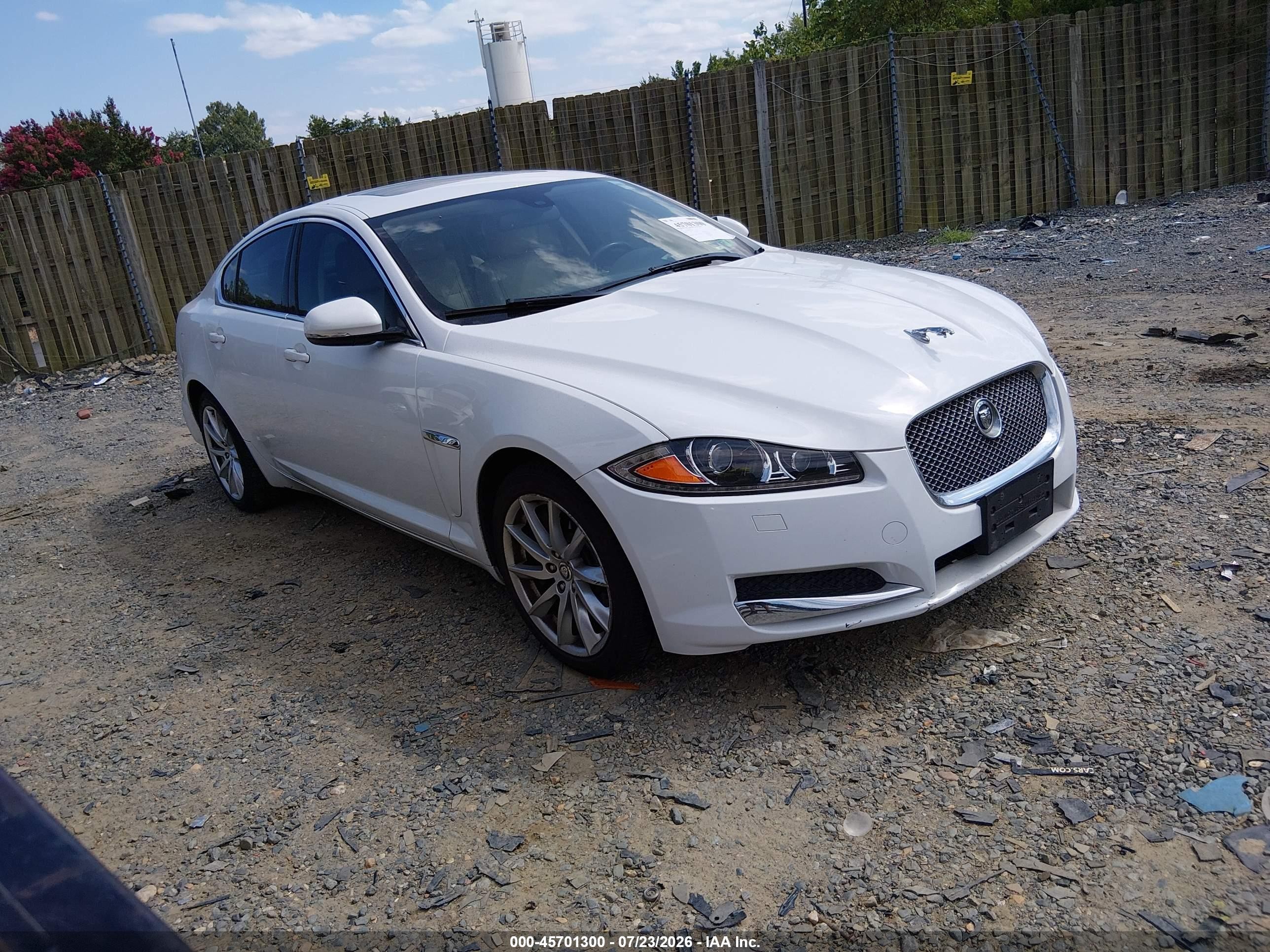 2012 Jaguar XF, VIN SAJWA0FB4CLS38471 — Rear end