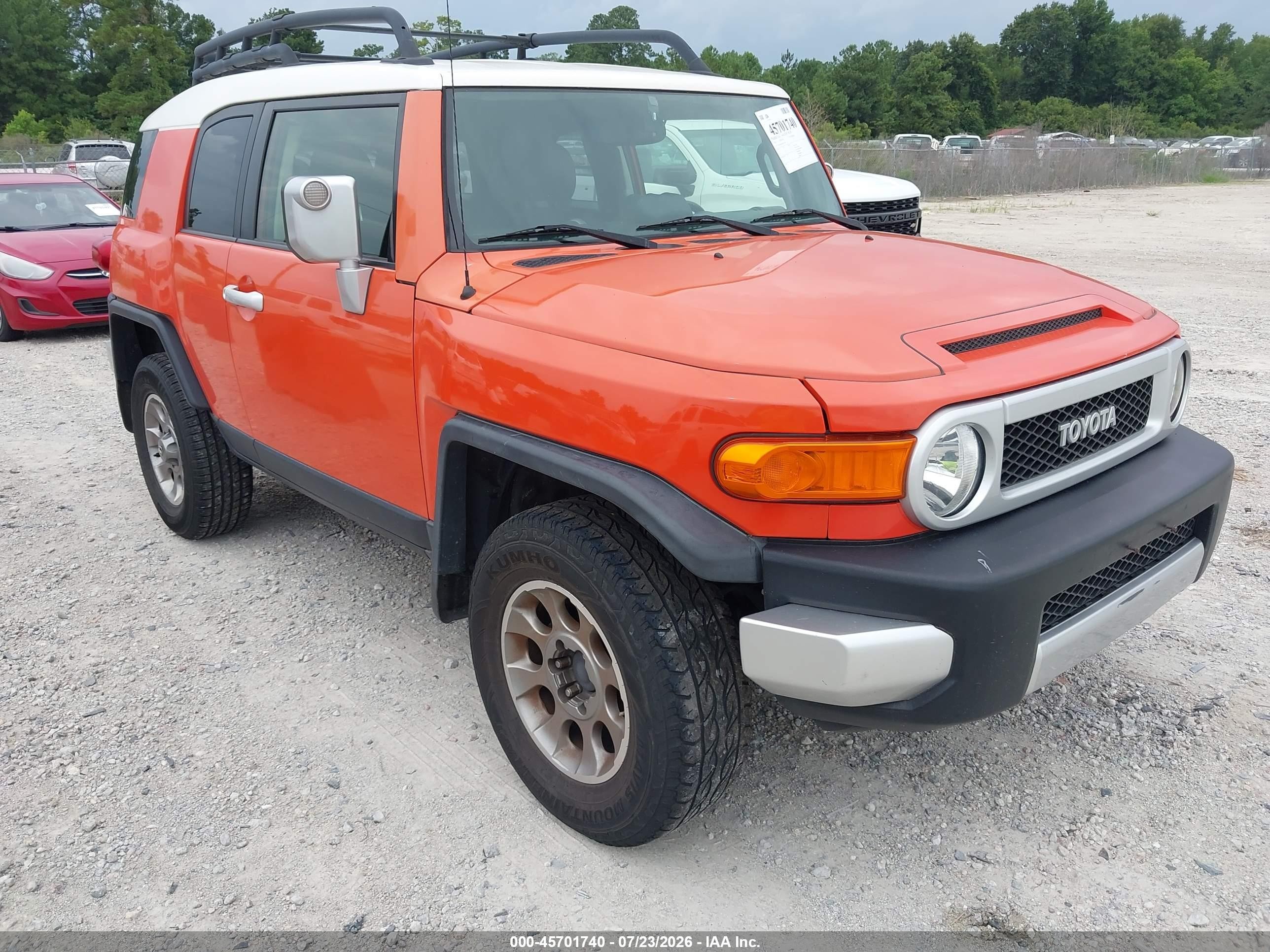 2013 Toyota FJ Cruiser, VIN JTEBU4BF2DK151594 — Normal wear