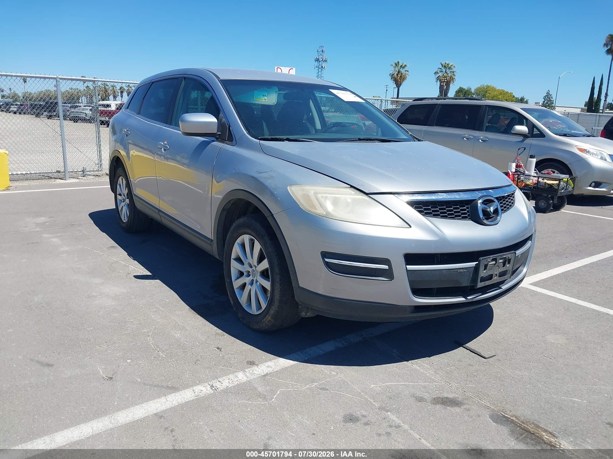 2008 Mazda CX-9 Grand Touring, VIN JM3TB28V180133615 — Бок