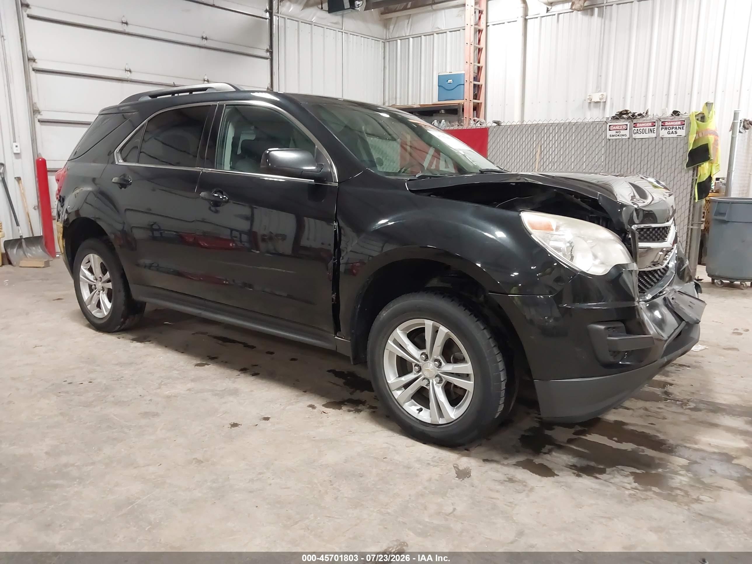 2015 Chevrolet Equinox LT, VIN 2GNALBEK0F6225530 — Front end