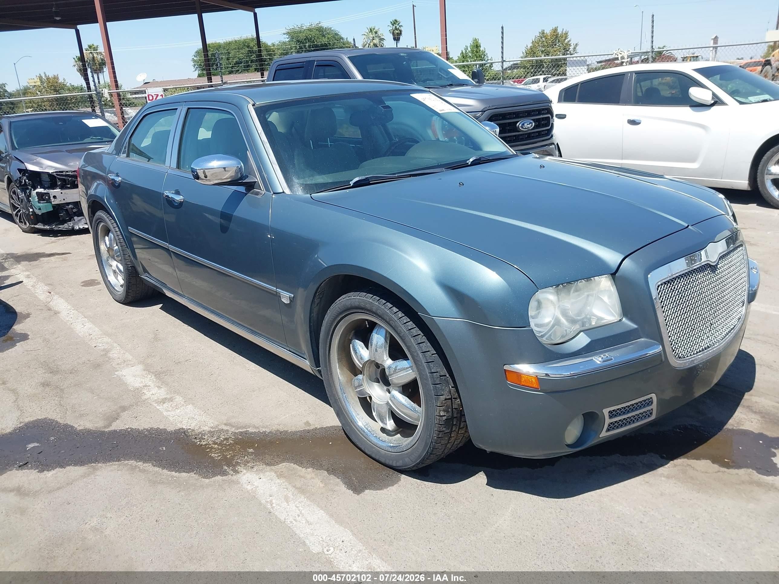2005 Chrysler 300 C, VIN 2C3AA63H65H651288 — Normal wear