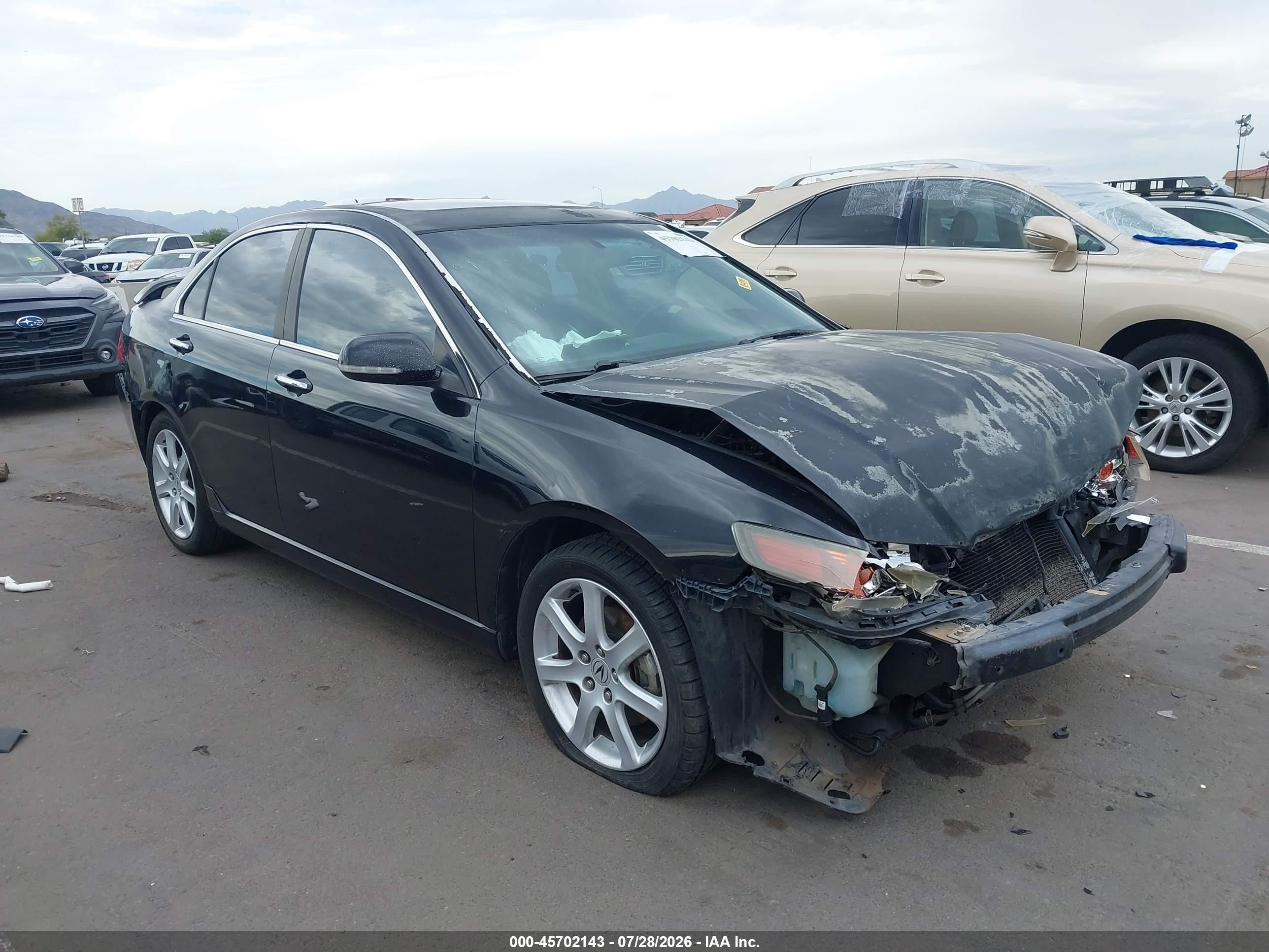 2005 Acura TSX, VIN JH4CL96805C027810 — Перед