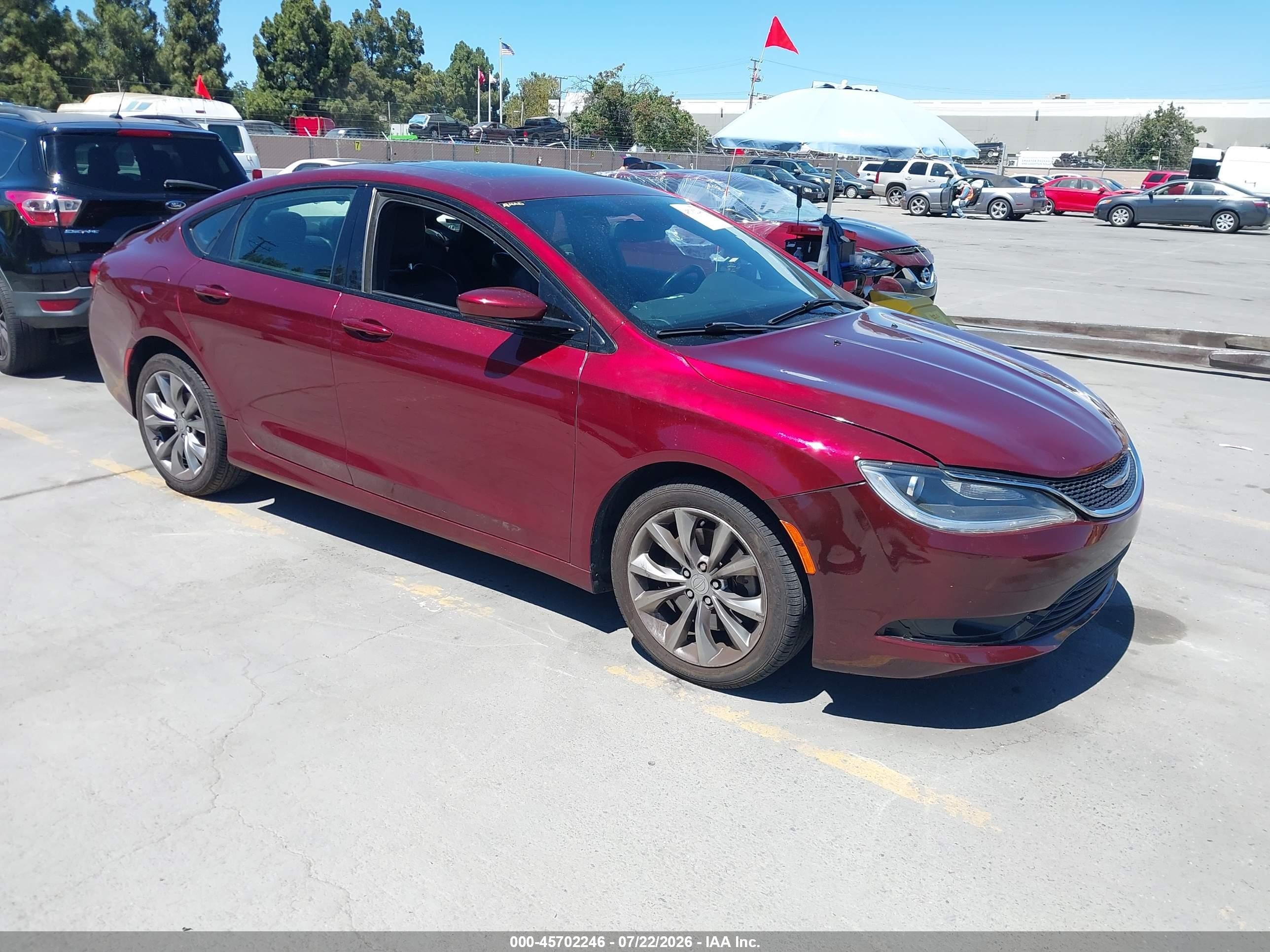 2015 Chrysler 200 S, VIN 1C3CCCBGXFN526183 — Normal wear