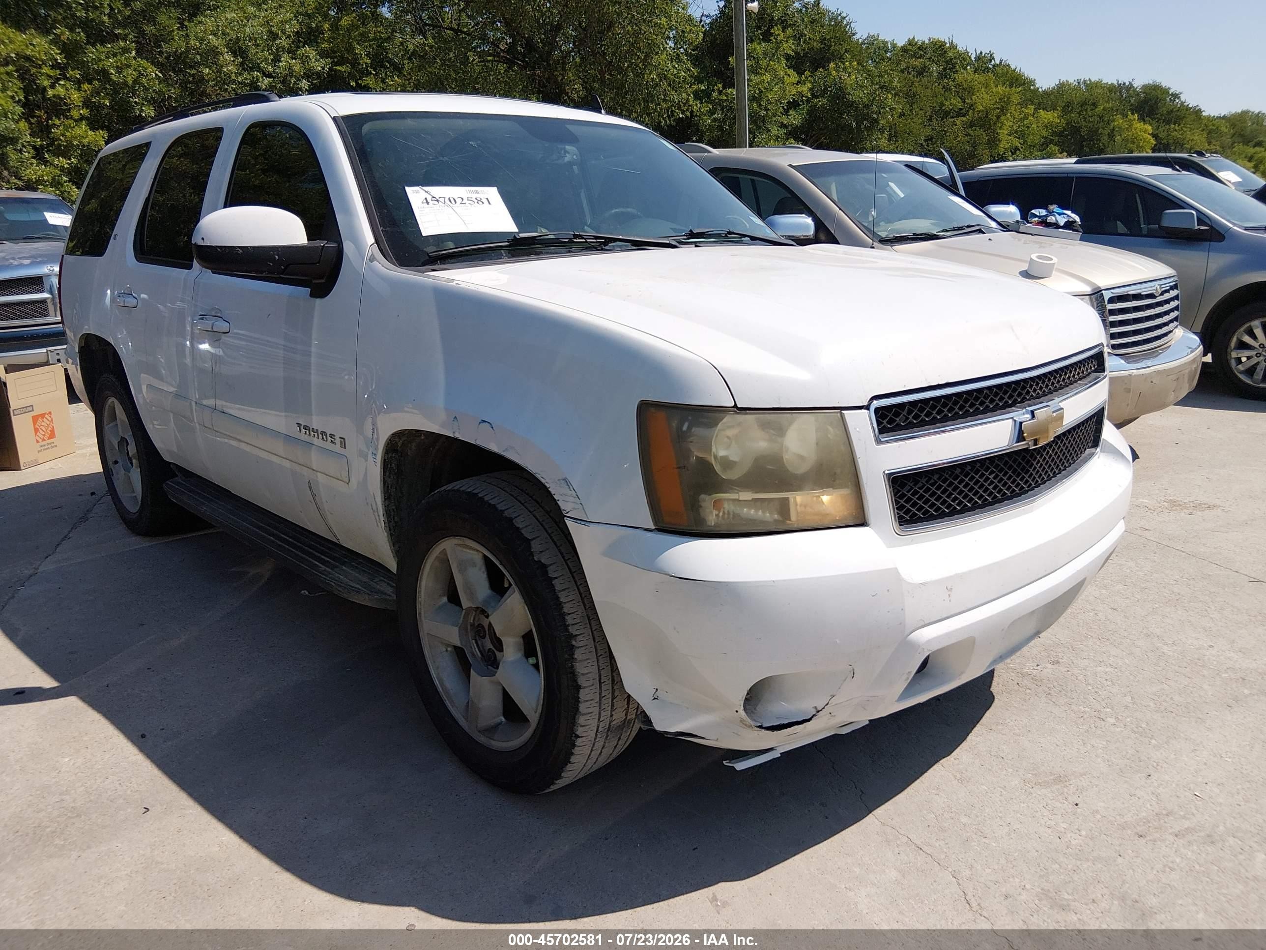 2007 Chevrolet Tahoe LT, VIN 1GNFC13017J406240 — Normal wear