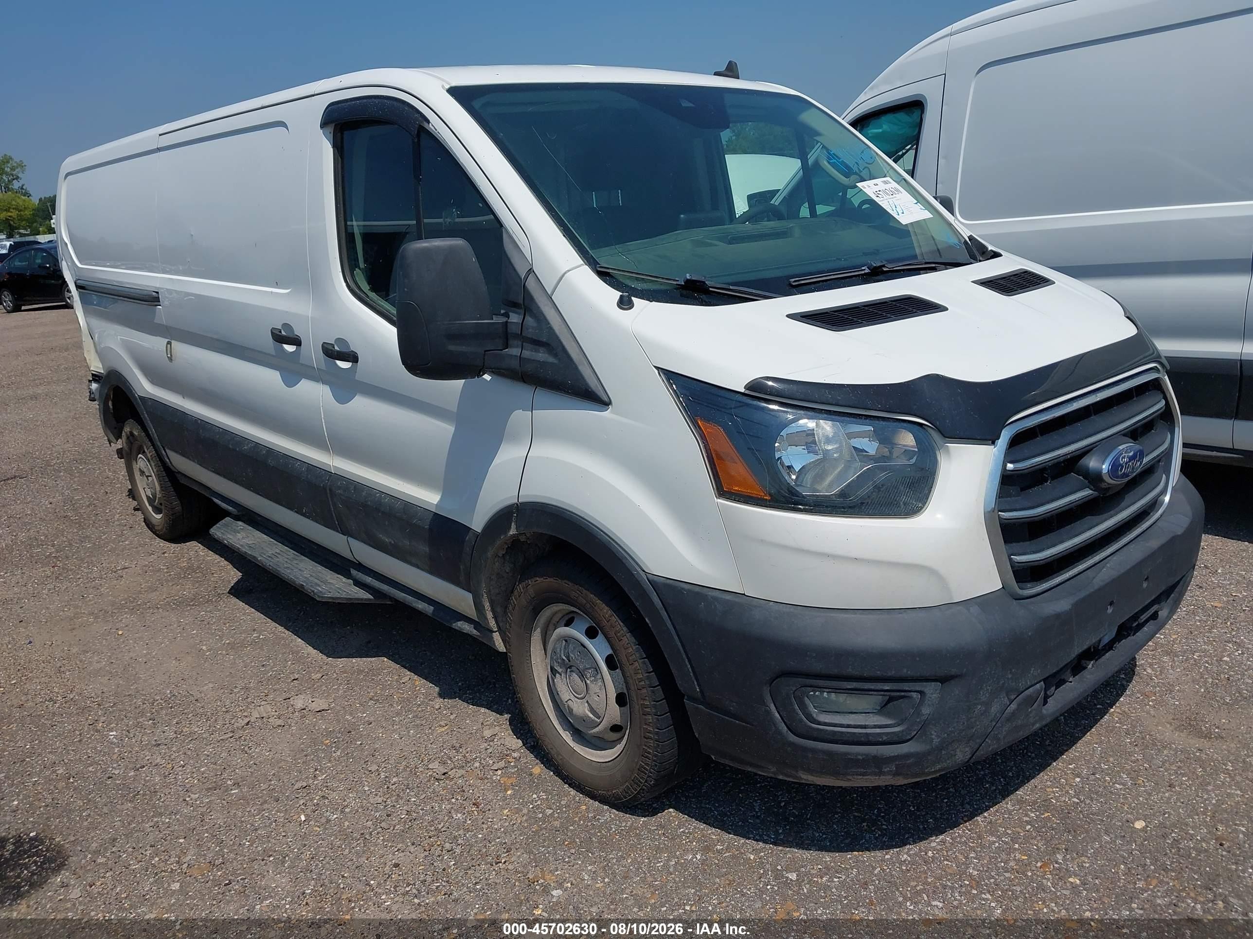 2020 Ford Transit Cargo, VIN 1FTYE1Y87LKA63657 — Зад