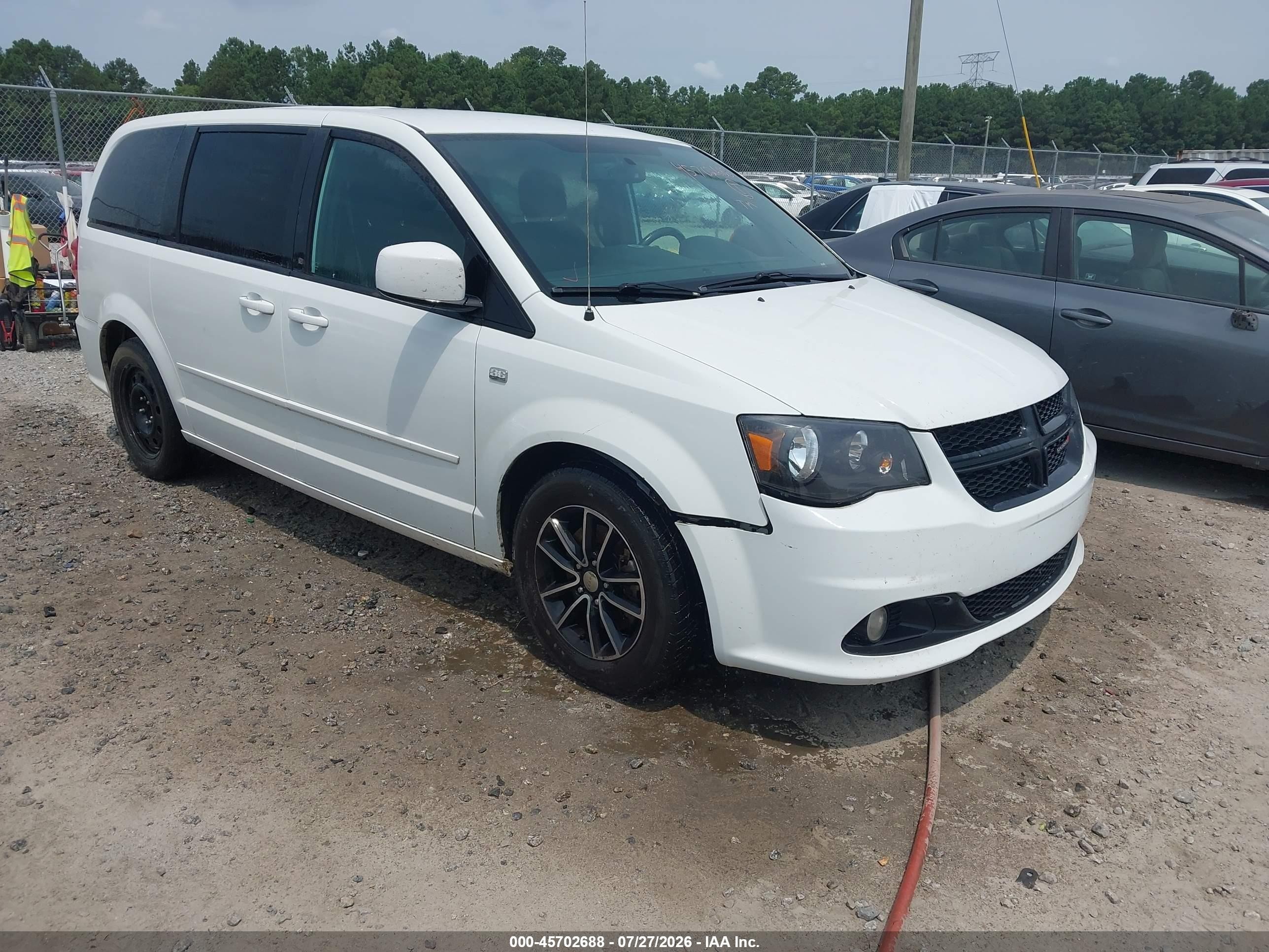2014 Dodge Grand Caravan SE, VIN 2C4RDGBG0ER276190 — Обычный износ
